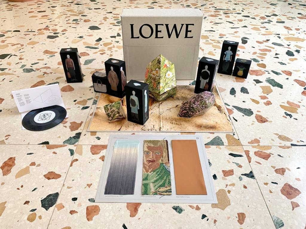 1024x768 Jonathan Anderson unpacks #LOEWE