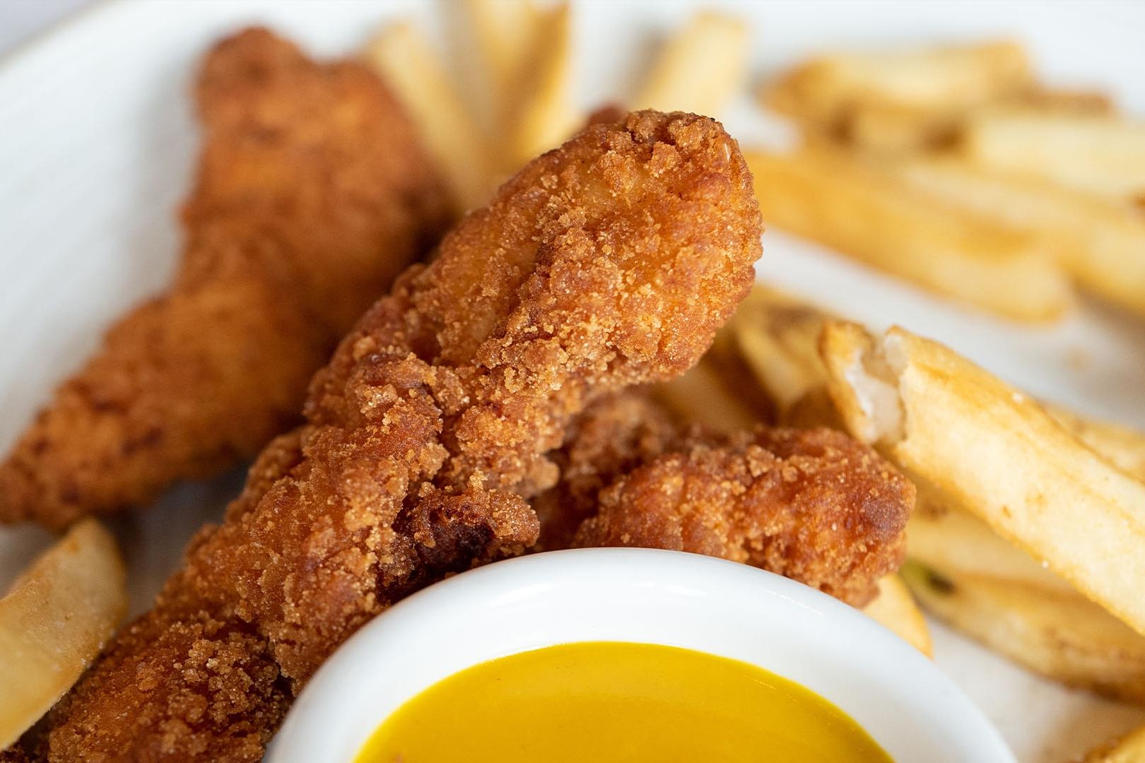 1620x1080 bug cooked onto her chicken