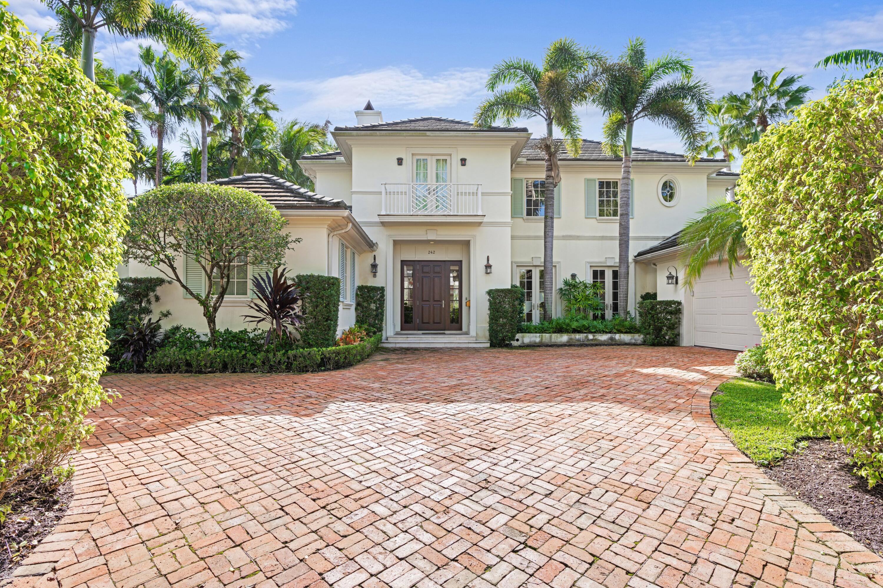 3000x1999 Ridgeview Dr, Palm Beach, FL 33480