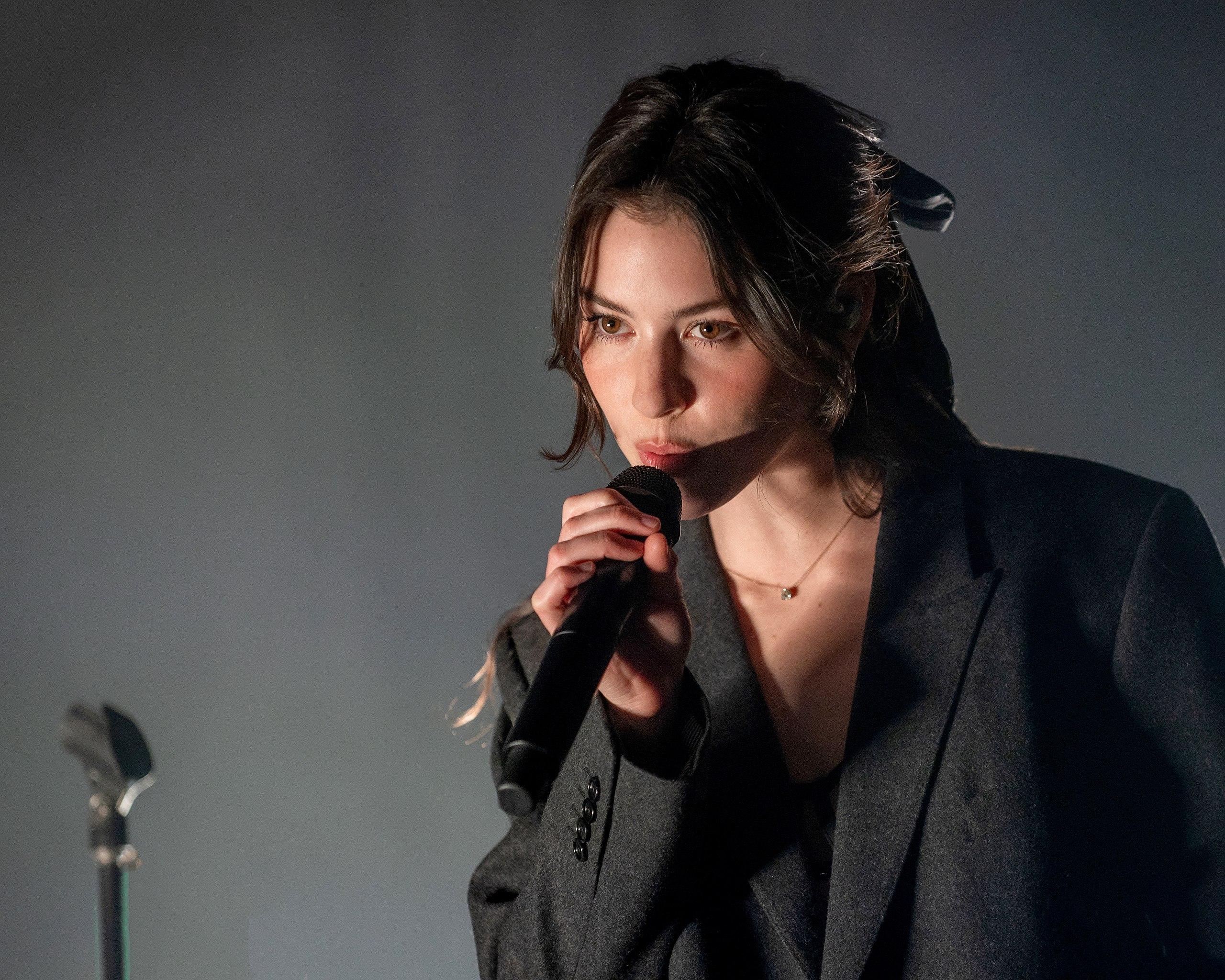 2560x2048 Gracie Abrams El Rey Theatre 03