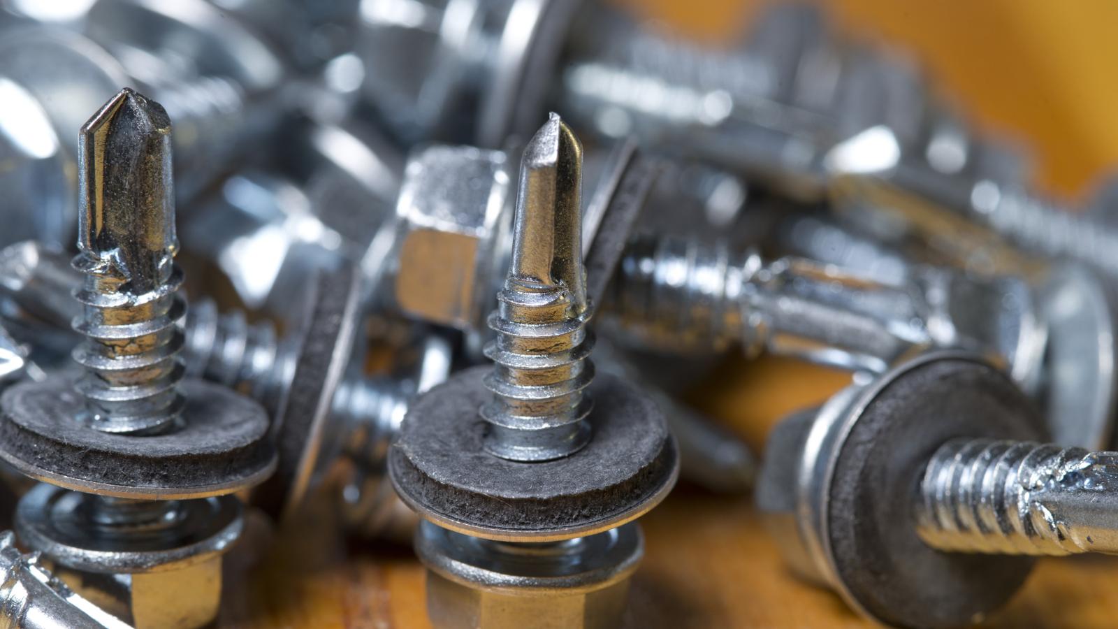 1600x900 How Do You Use Self Tapping Screws