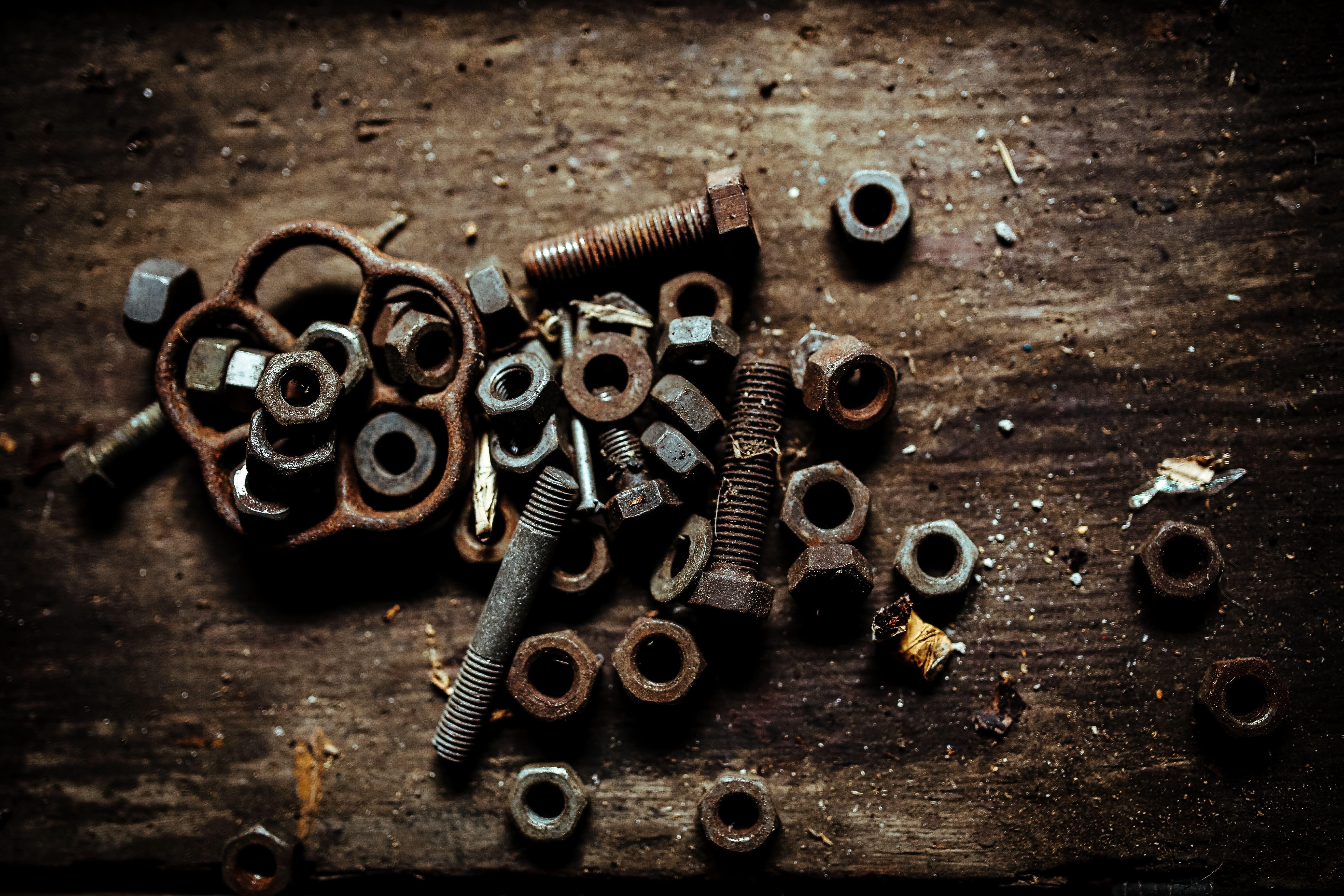 5472x3648 metal, tool kit, bolts, construction