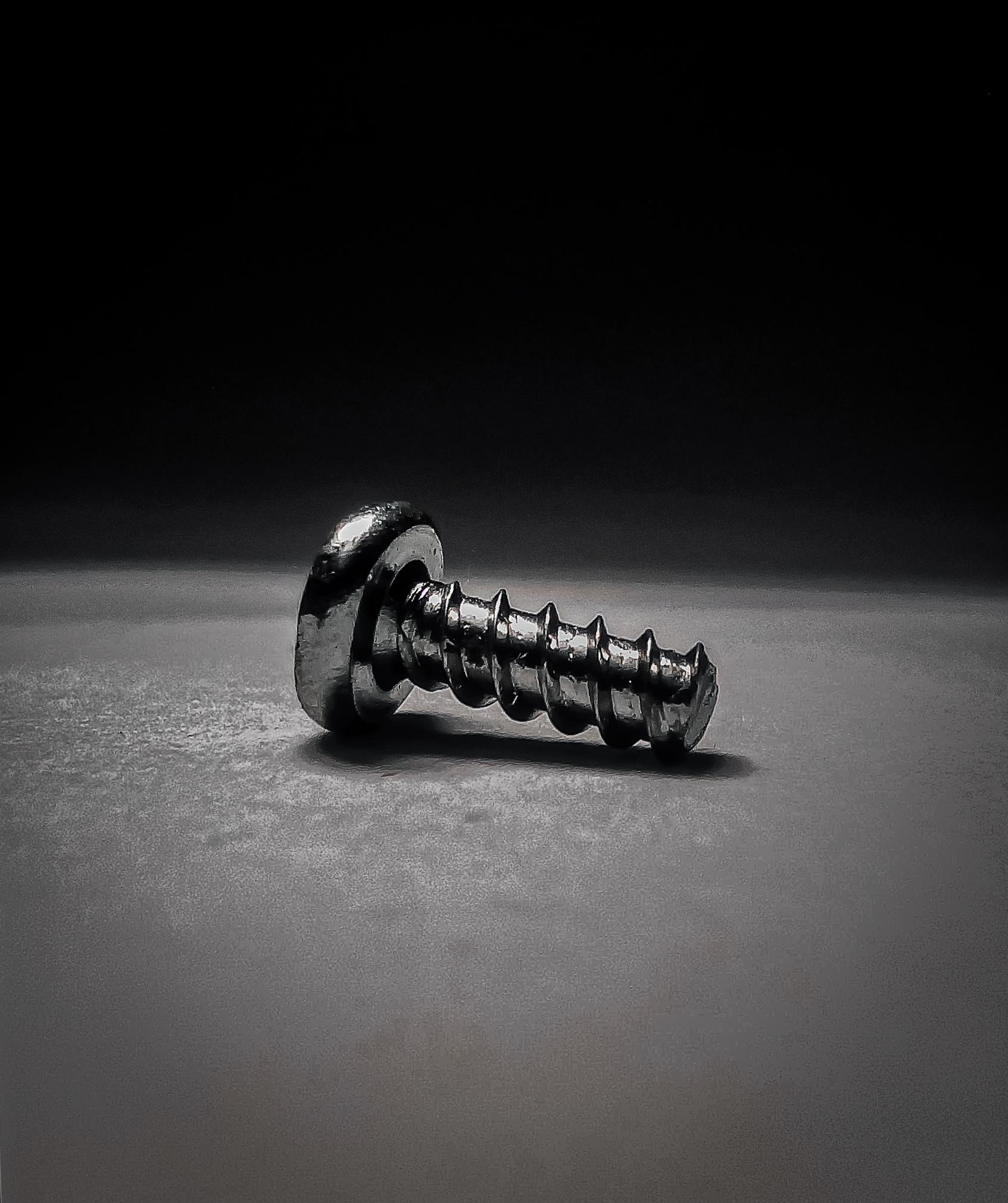 1693x2021 Screw