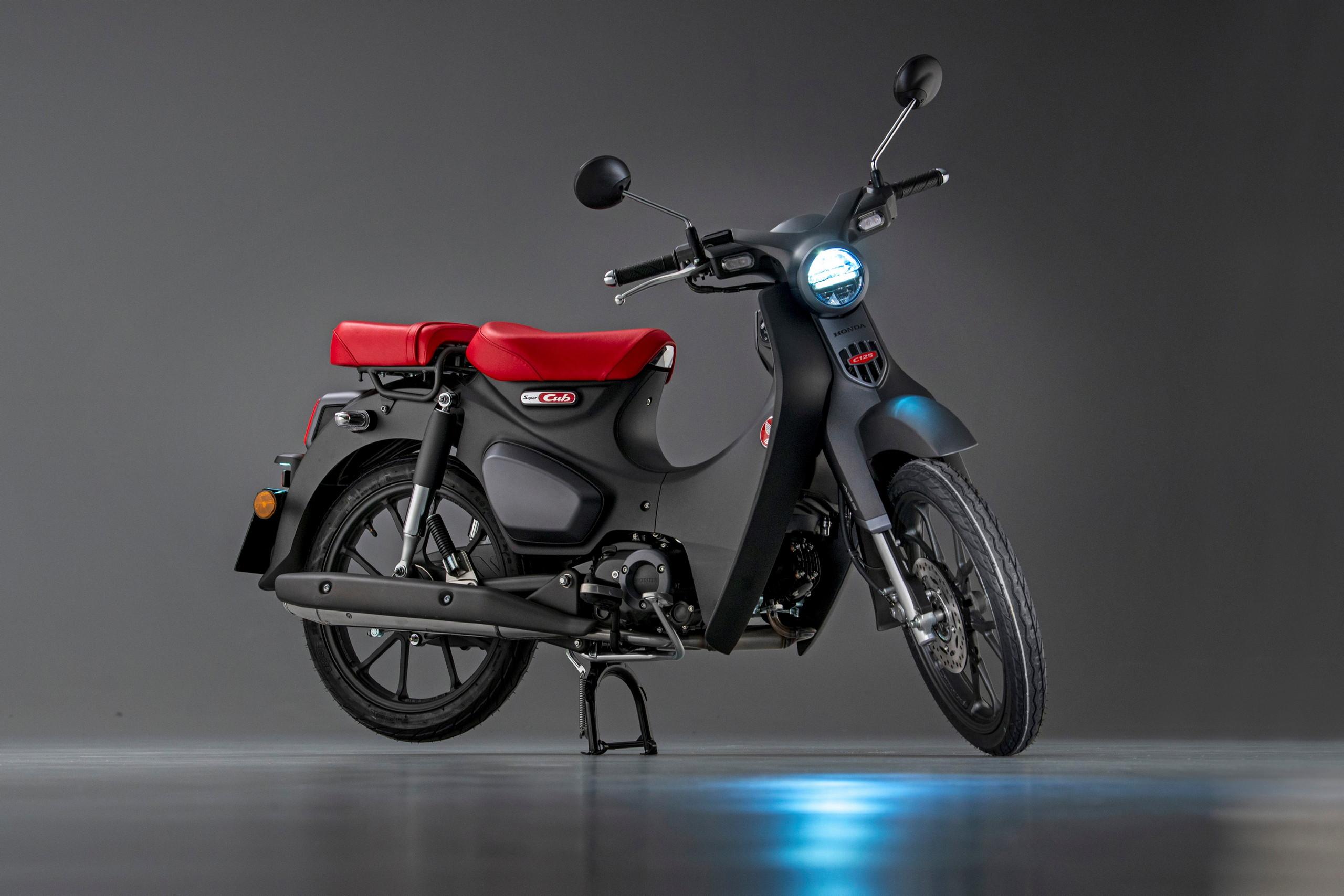 2560x1707 Honda Super Cub Specs, Features