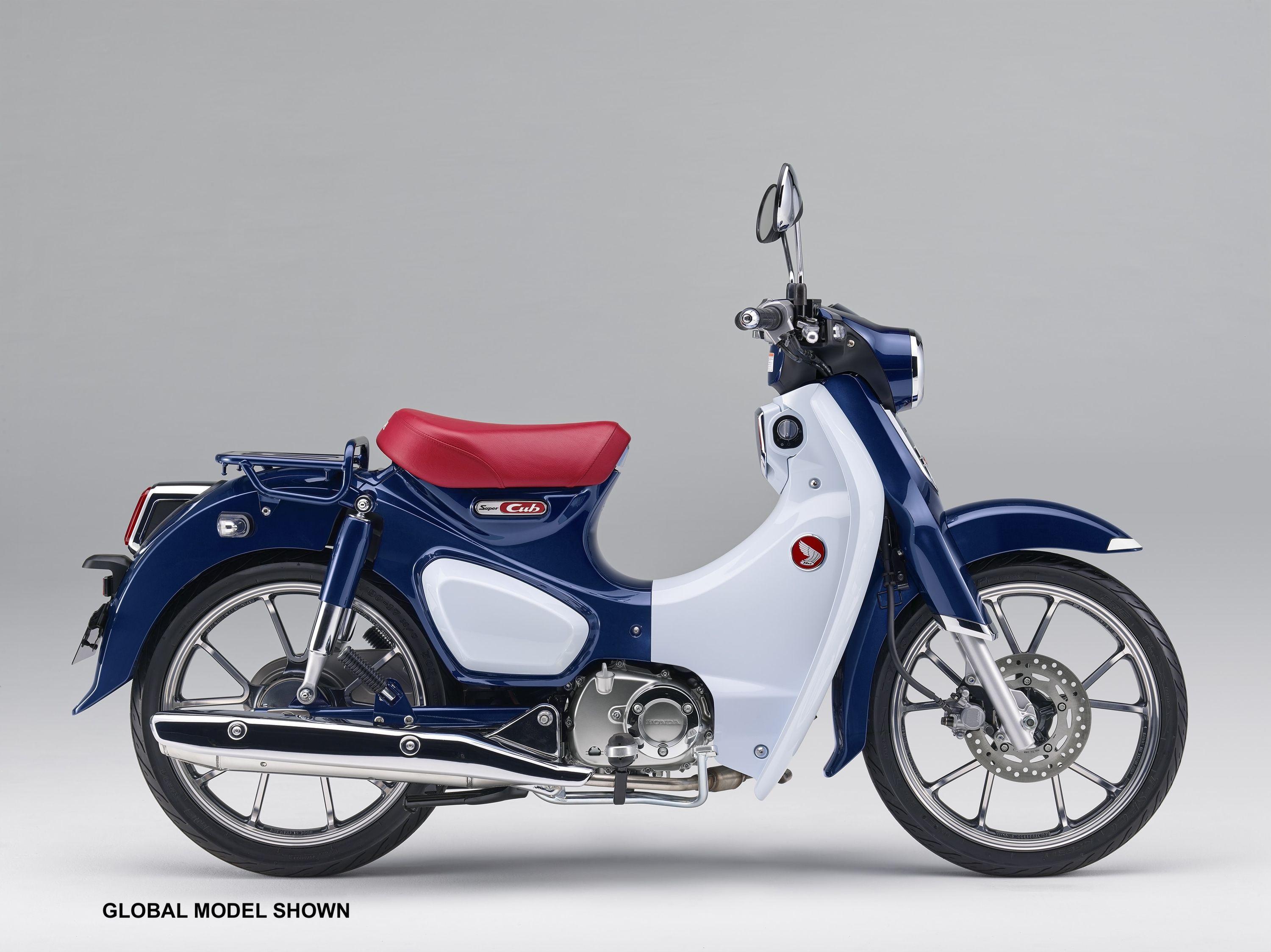 3000x2248 Honda Super Cub