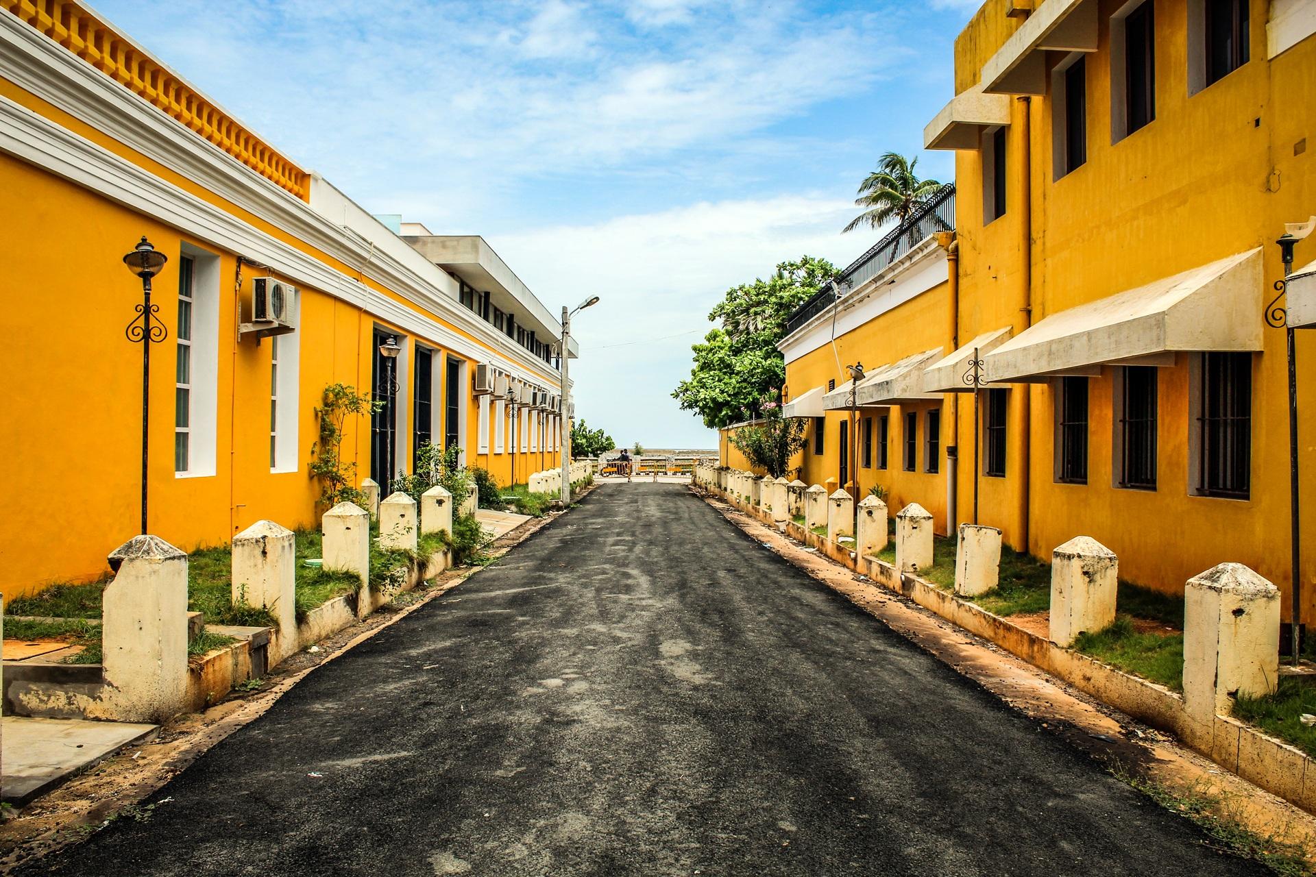 1920x1280 Pondicherry, french colonial buildings
