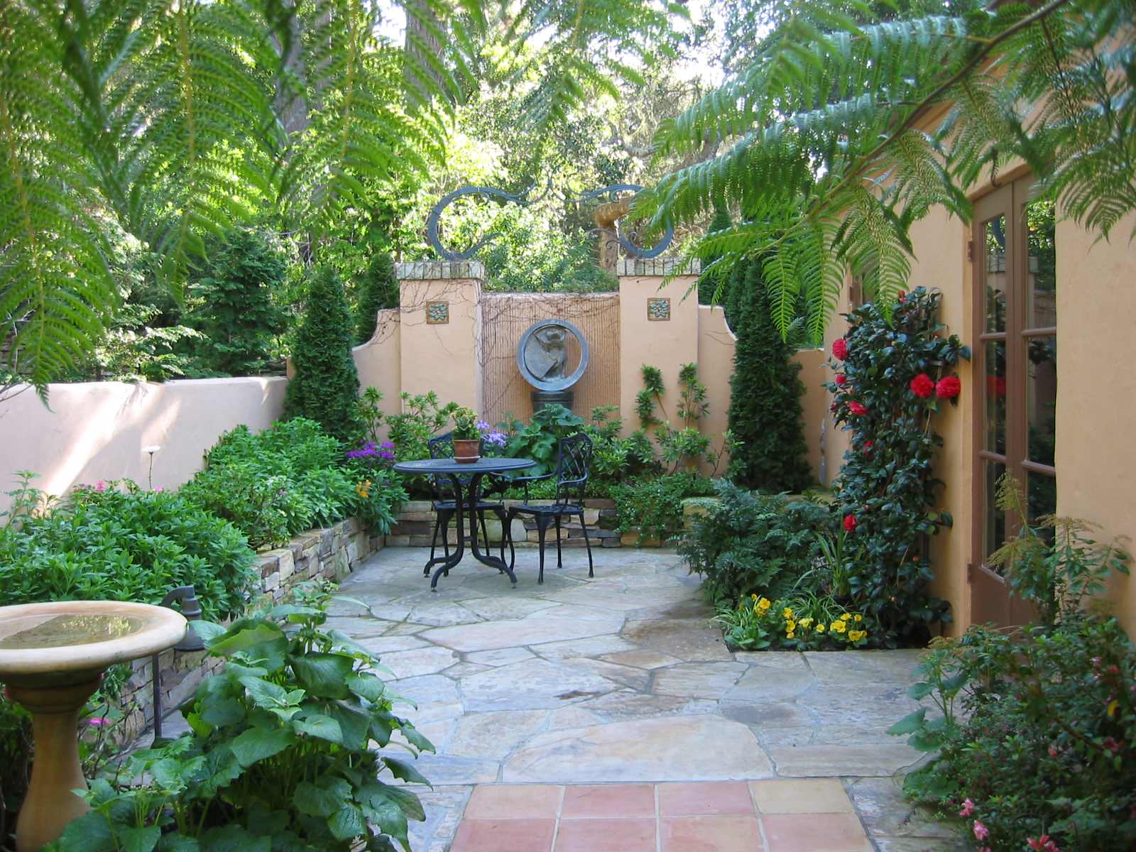 1600x1200 Courtyard Ideas You'll Love