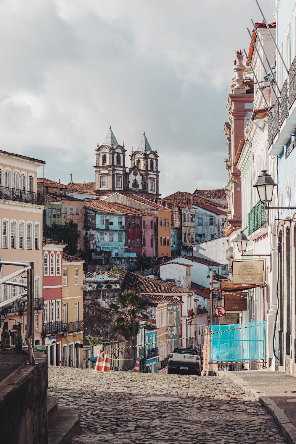 1000x1500 Salvador Picture. Download Free