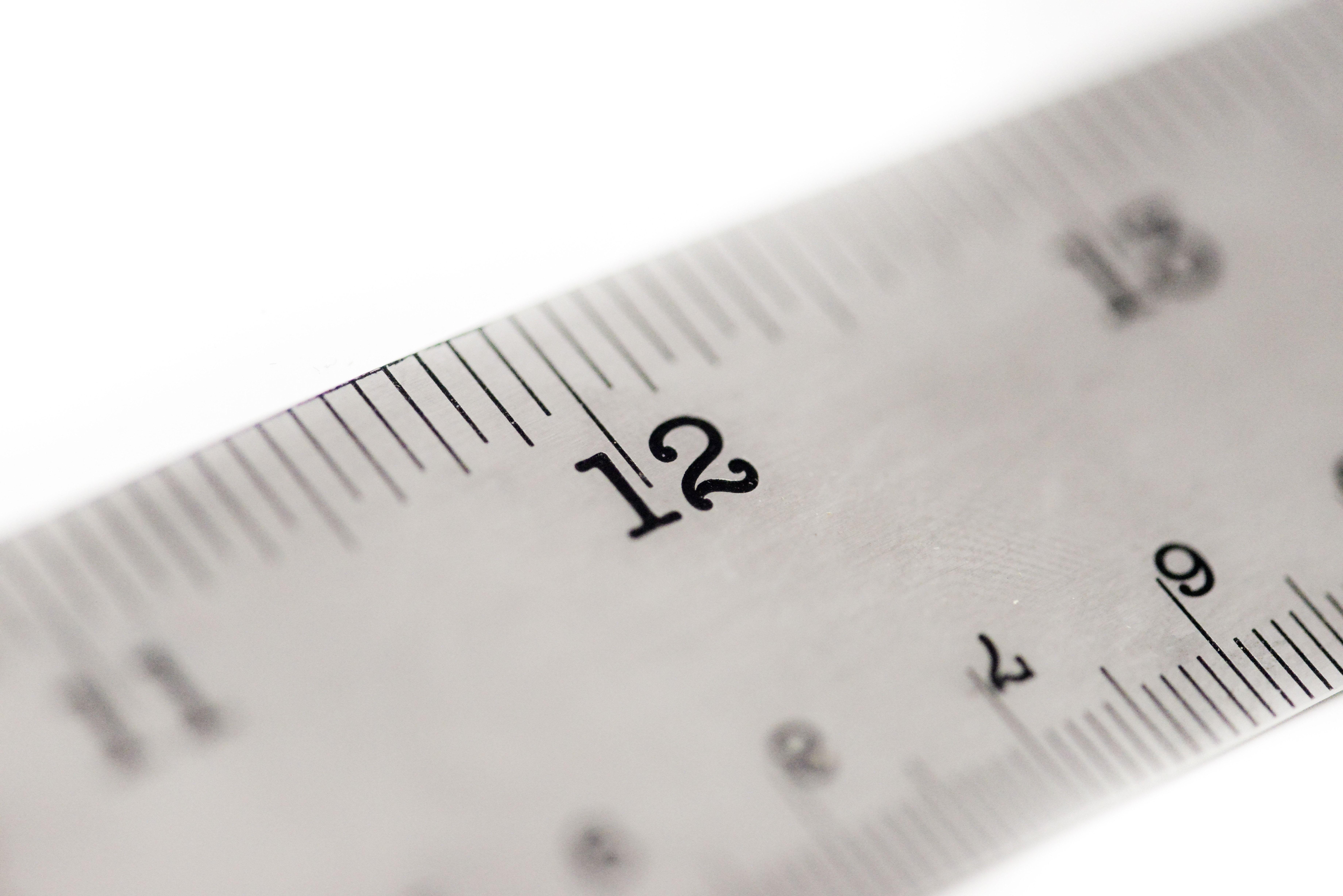 7360x4912 Ruler Wallpaper