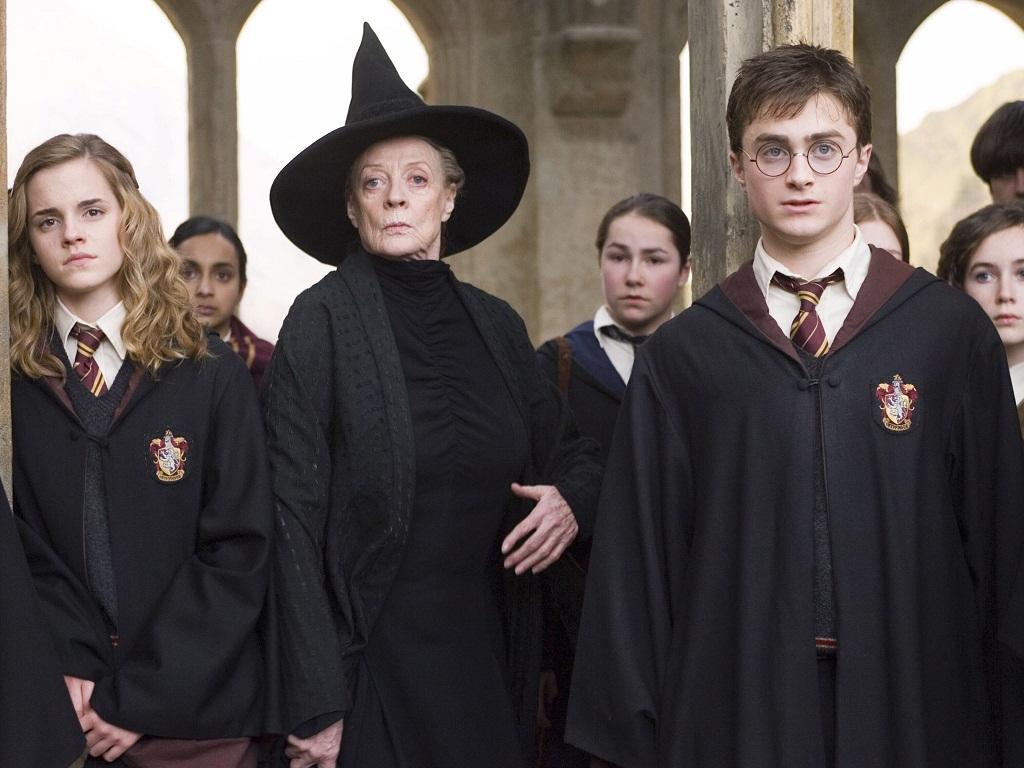 1024x768 Minerva McGonagall Wallpaper