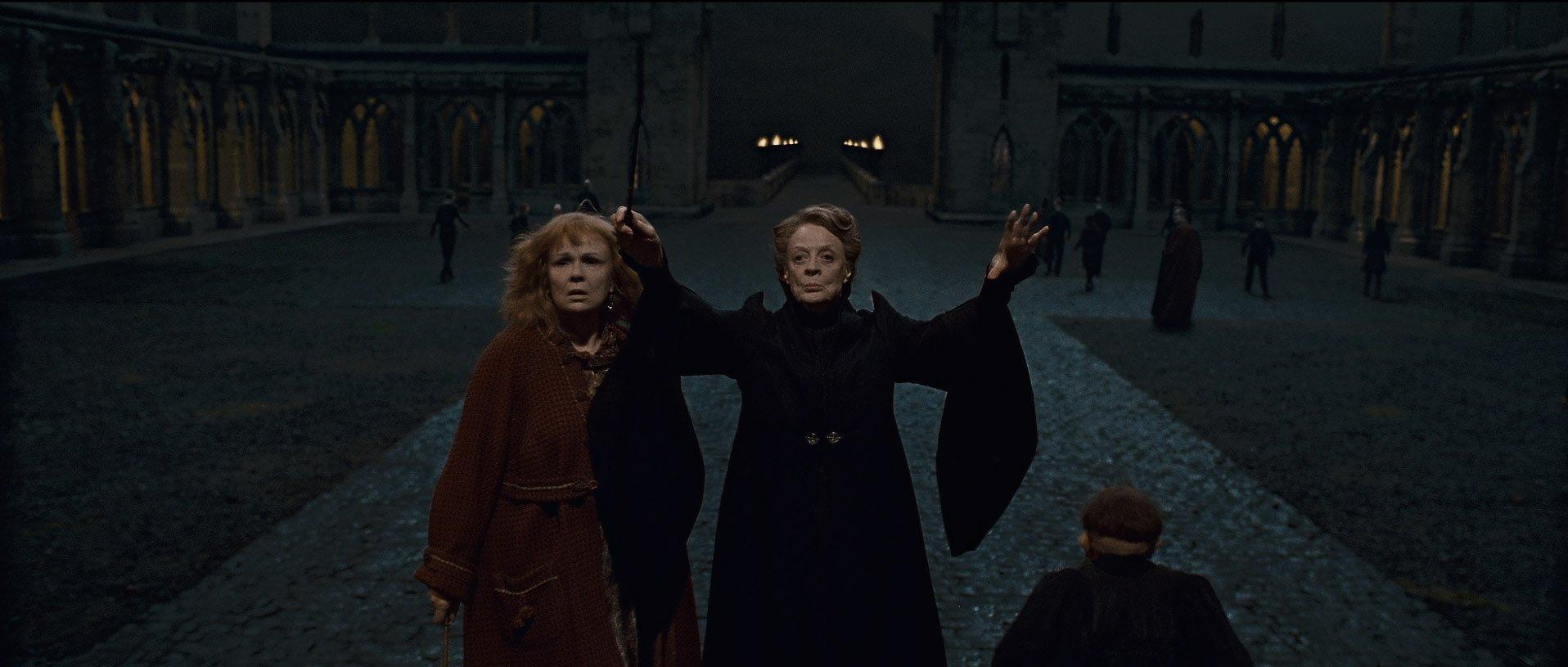 1916x815 Minerva McGonagall's dress robes