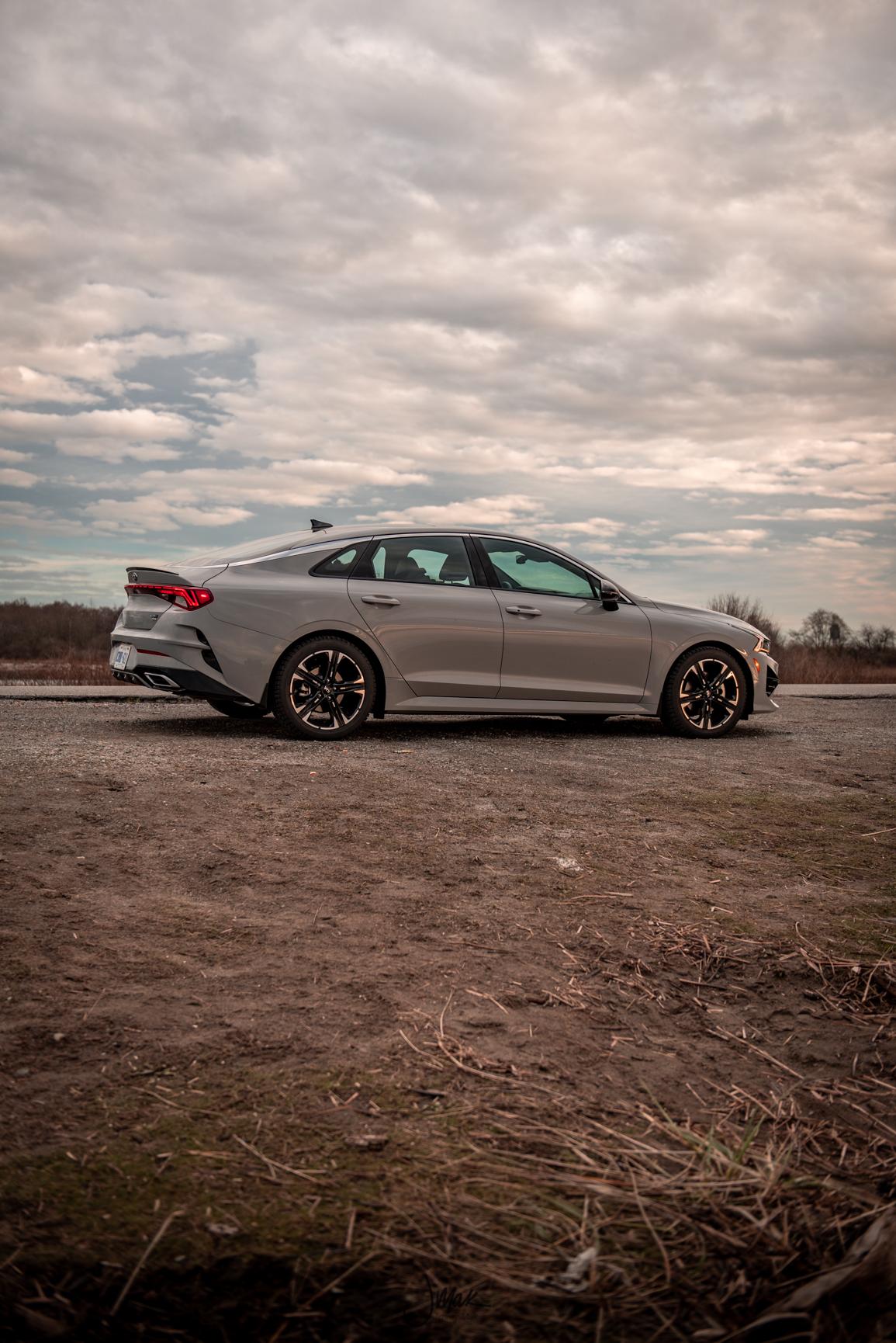 1155x1730 Kia K5 GT Line