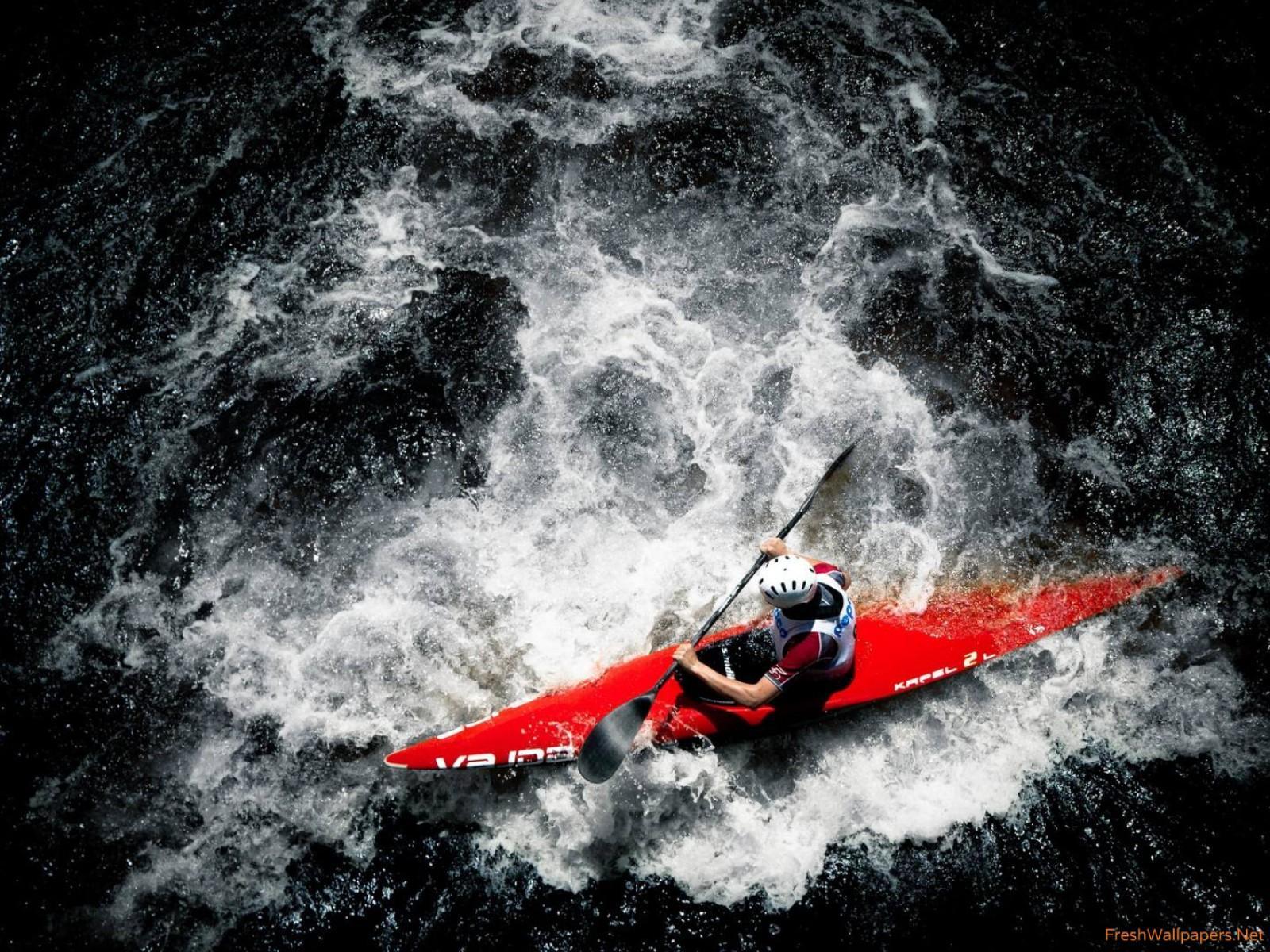 1600x1200 Rafting Wallpaper
