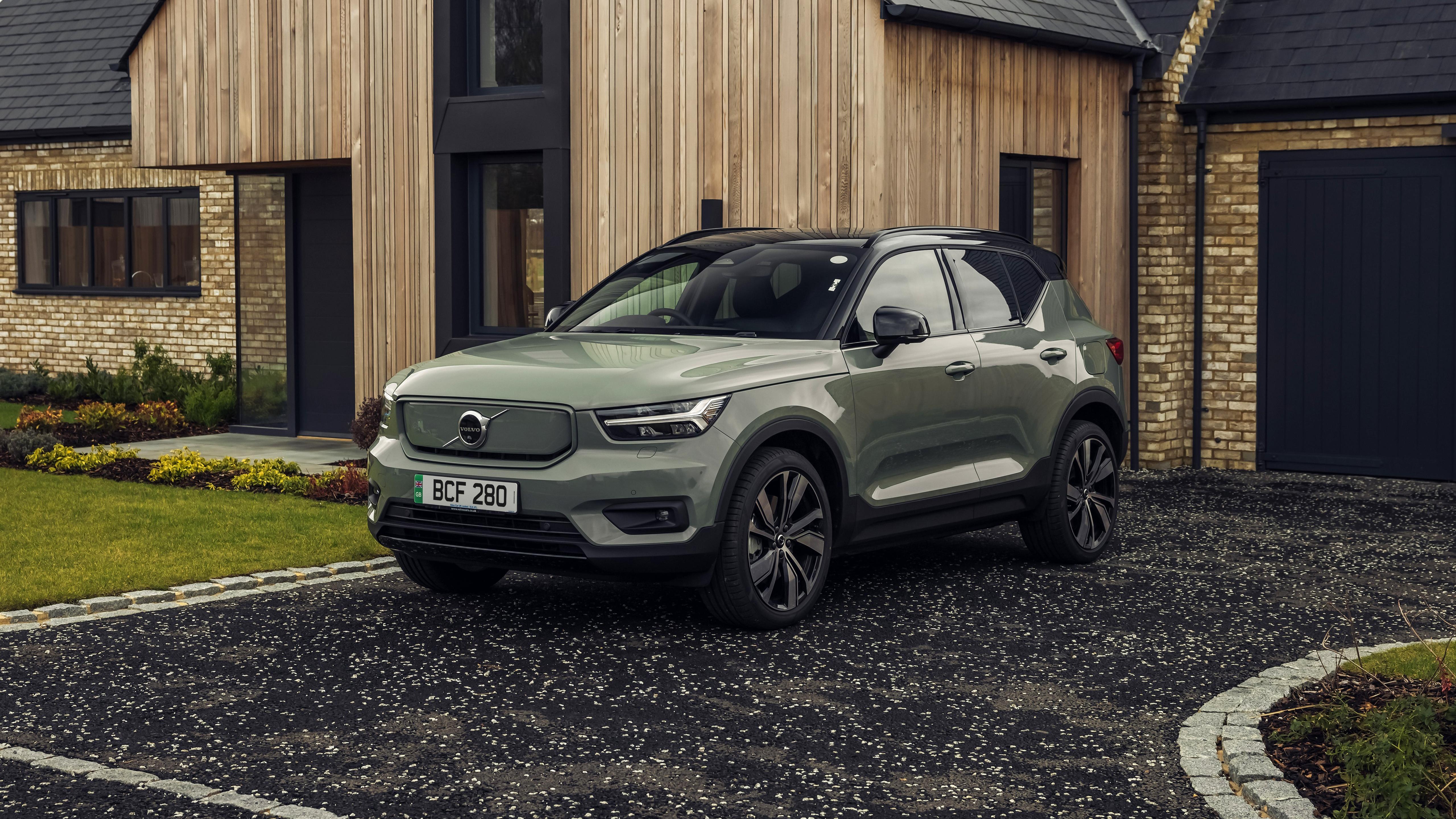 5120x2880 Volvo XC40 Recharge P8 AWD 2021 4K