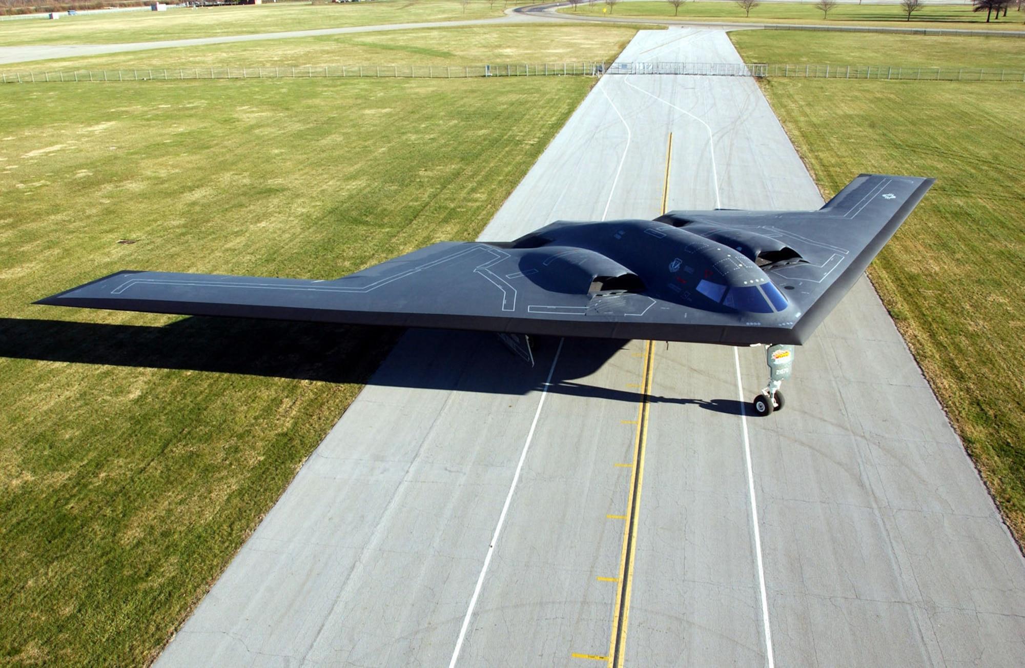 2000x1303 Northrop B 2 Spirit > National Museum