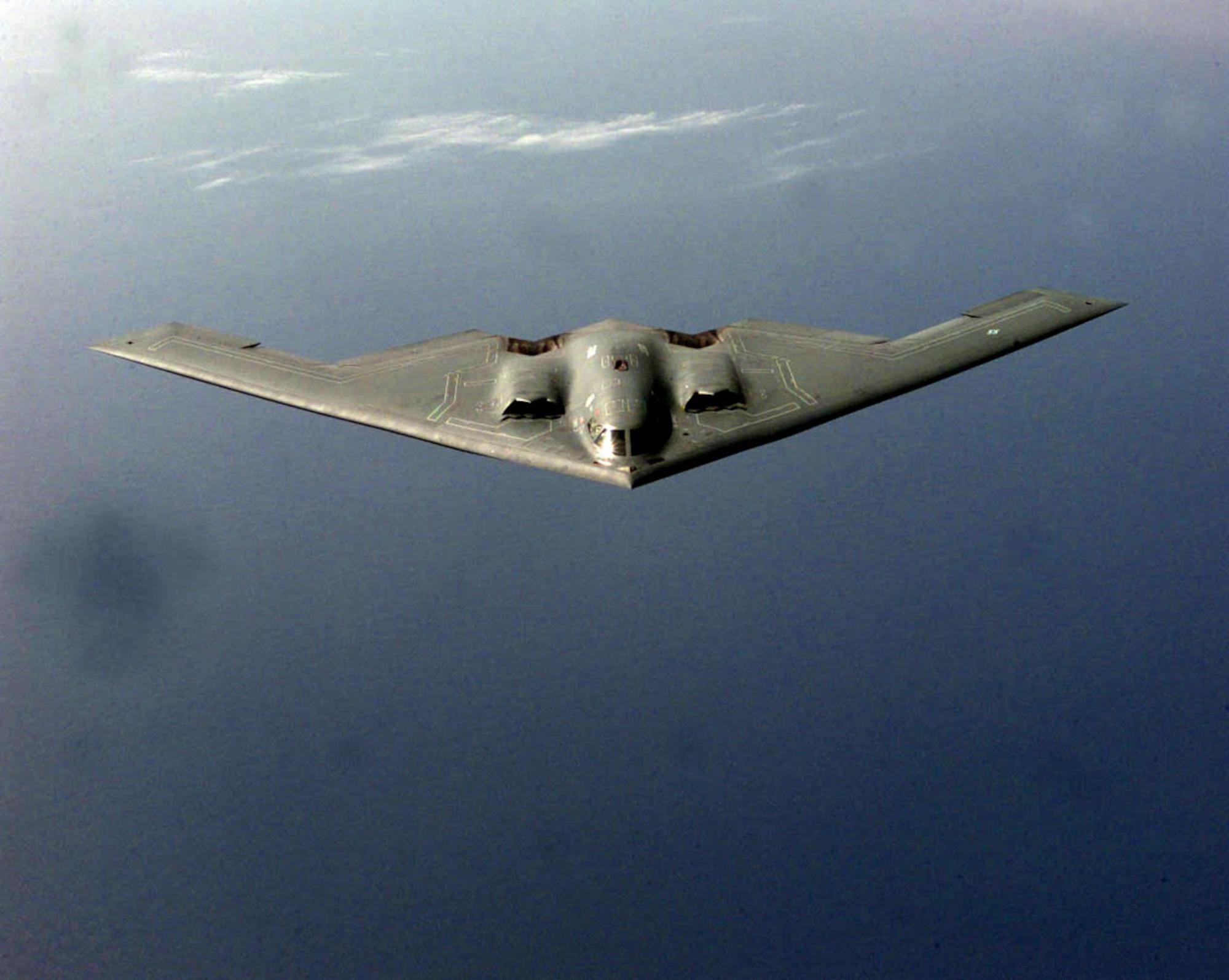 2000x1596 B 2 Spirit > Air Force > Fact Sheet Display