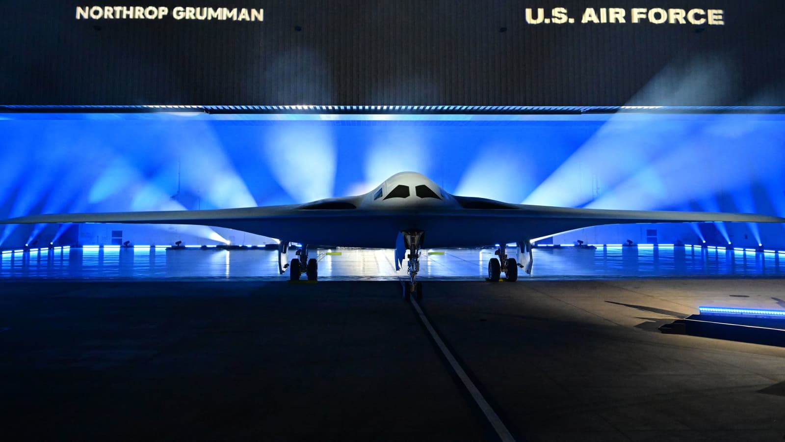 1600x900 Pentagon debuts its new stealth bomber