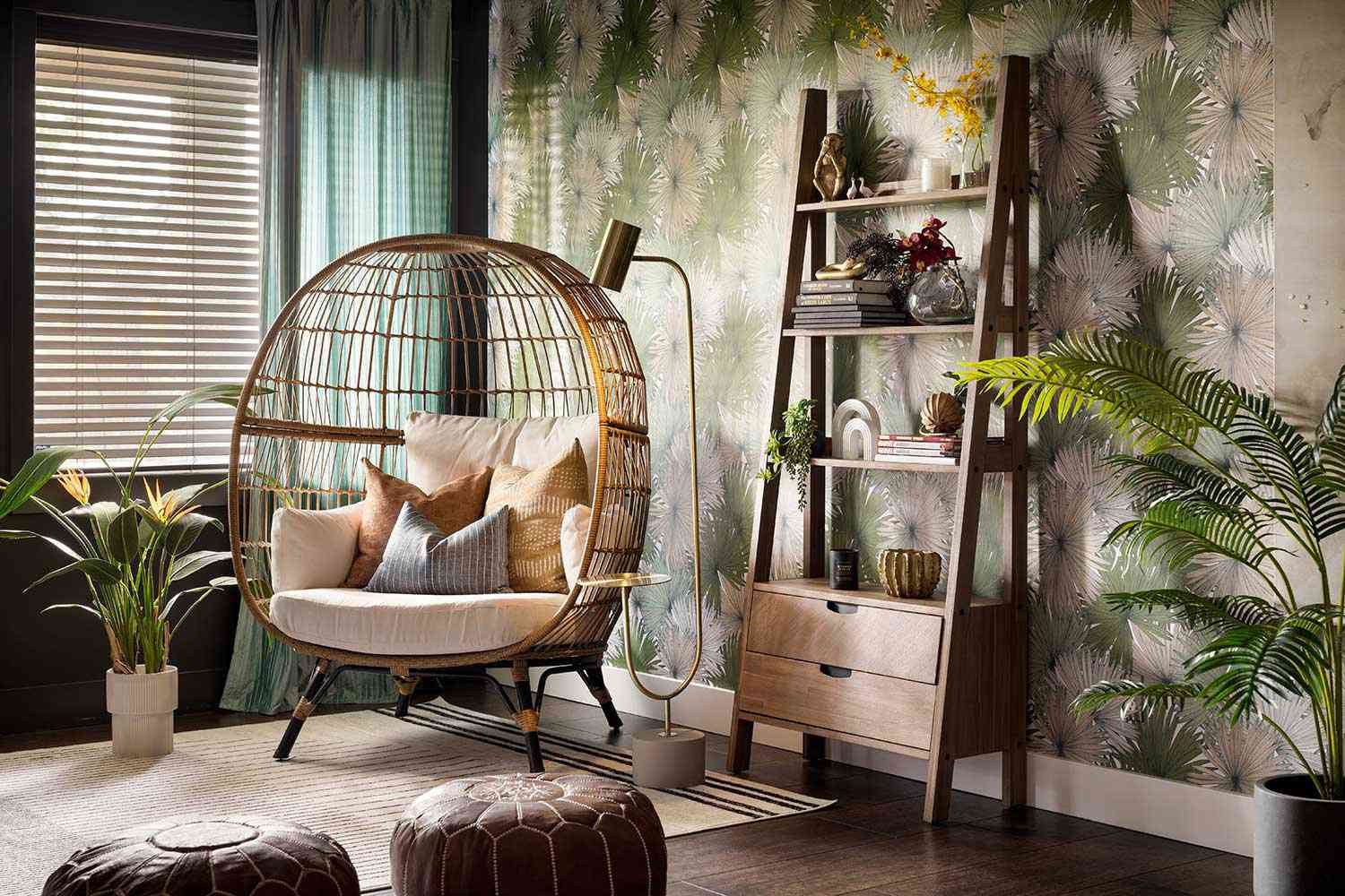 1500x1000 Choose Wallpaper for Your Living Room