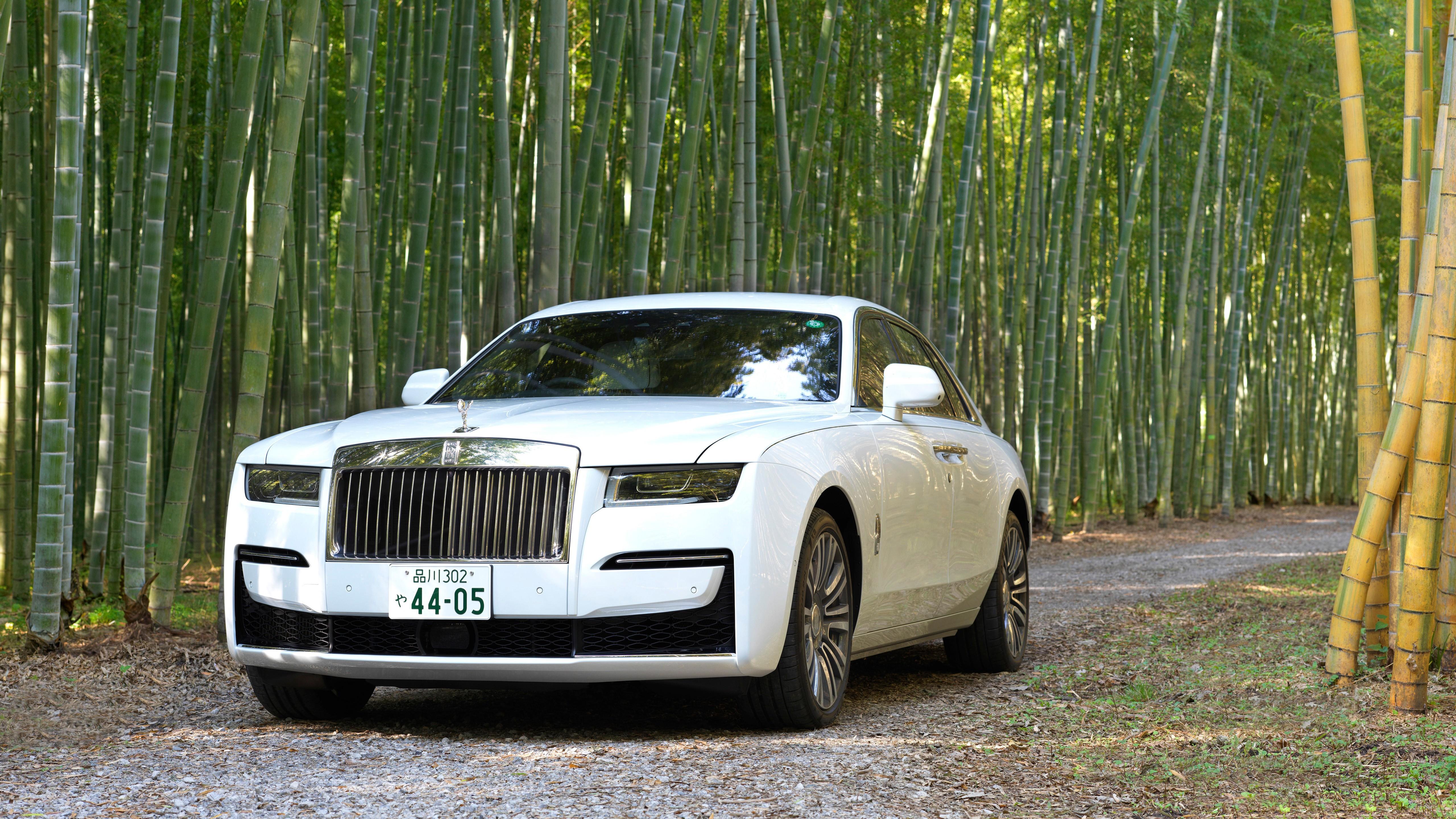 5120x2880 Rolls Royce Ghost 2020 5K 3 Wallpaper
