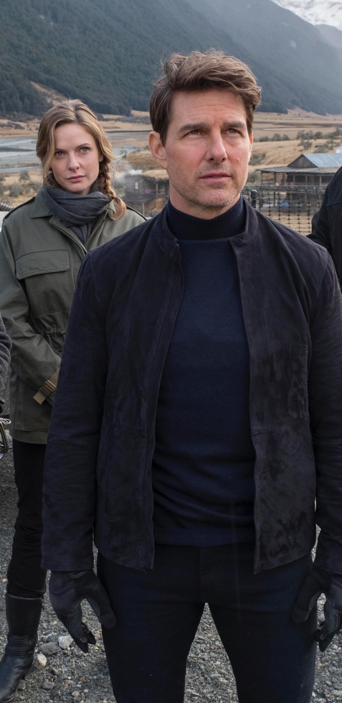 1440x2960 Fallout Phone Wallpaper, Tom Cruise