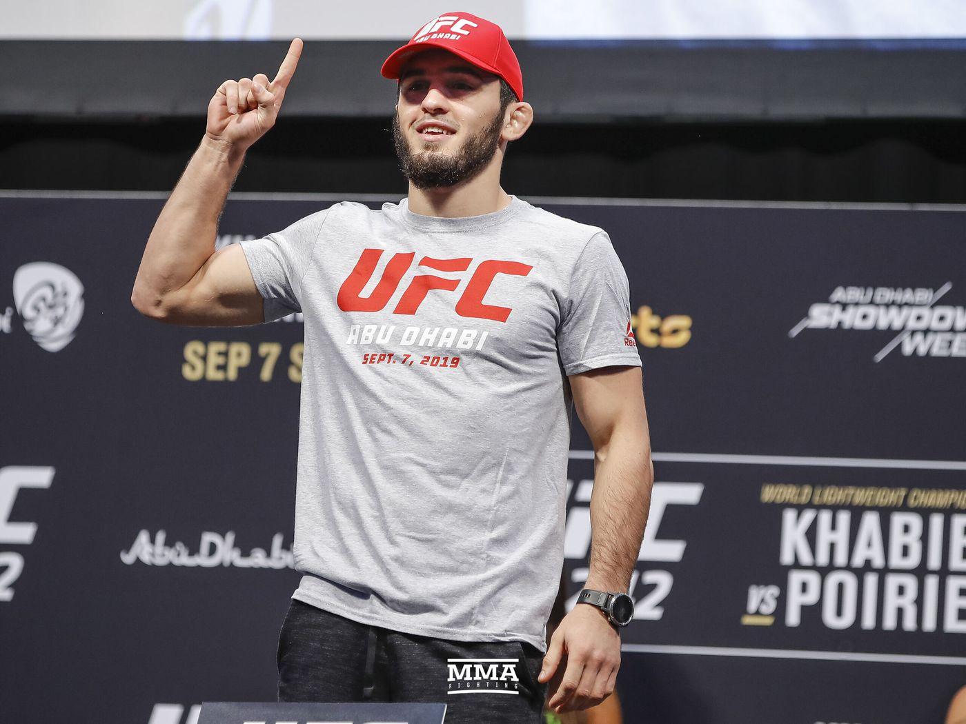 1400x1050 Islam Makhachev vs. Rafael dos Anjos