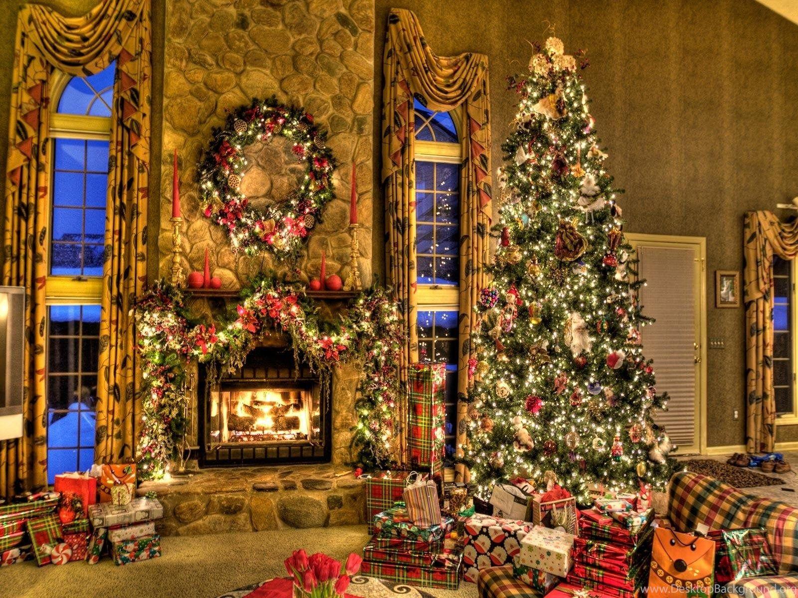 1600x1200 Beautiful Christmas Tree Wallpaper Desktop Background