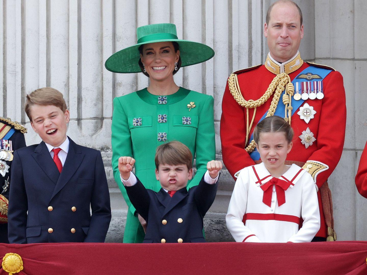 The Royal Family Wallpapers - Top Free The Royal Family Backgrounds