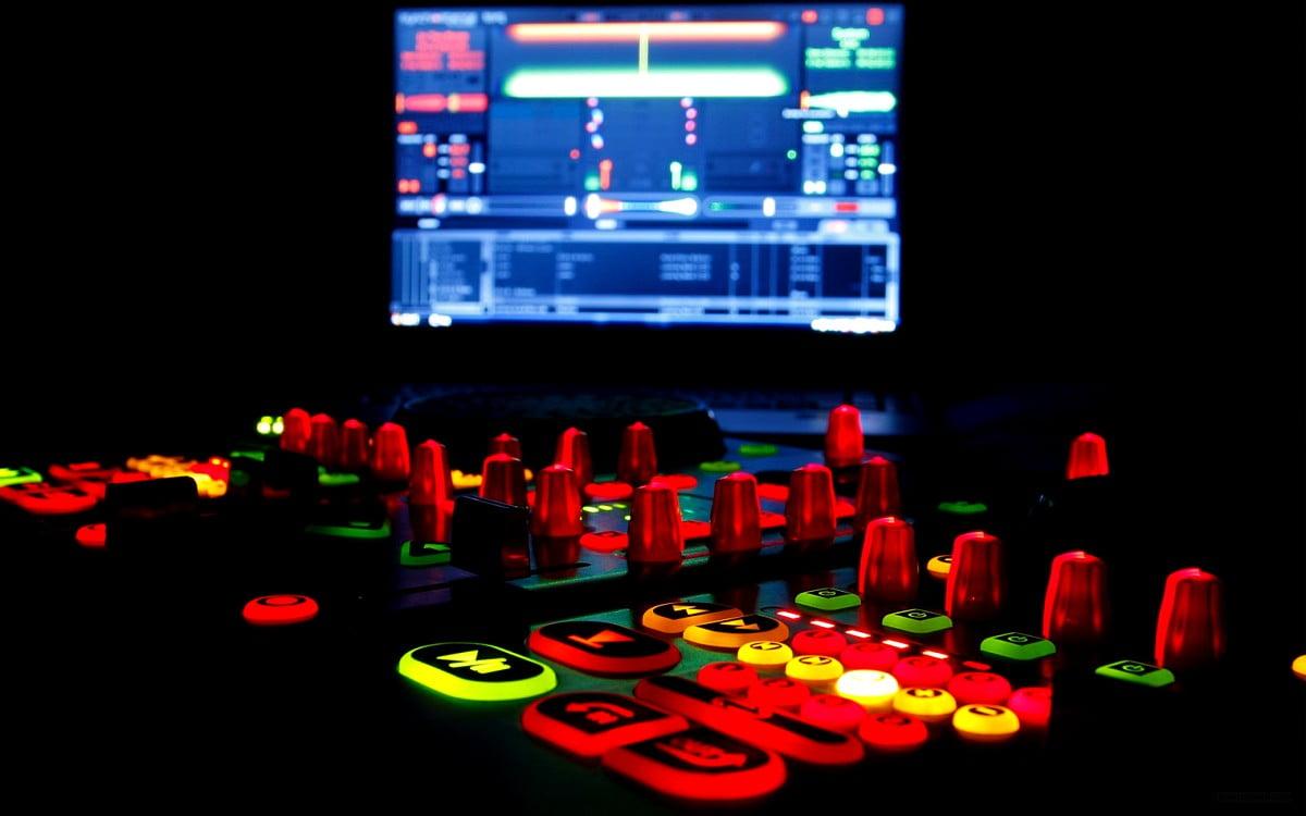 1200x750 Music Gear, Games, Electronics