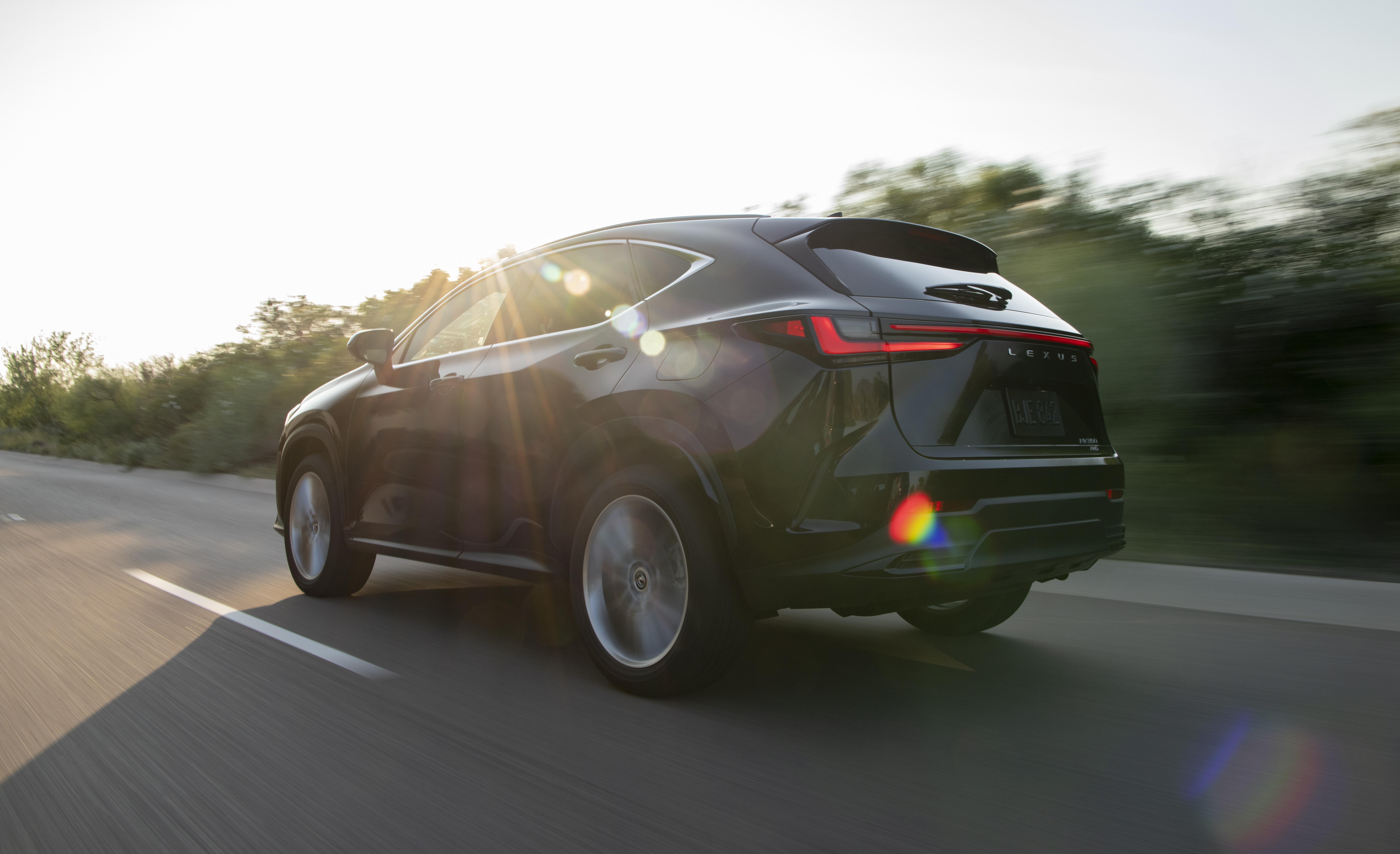 7429x4534 Lexus NX