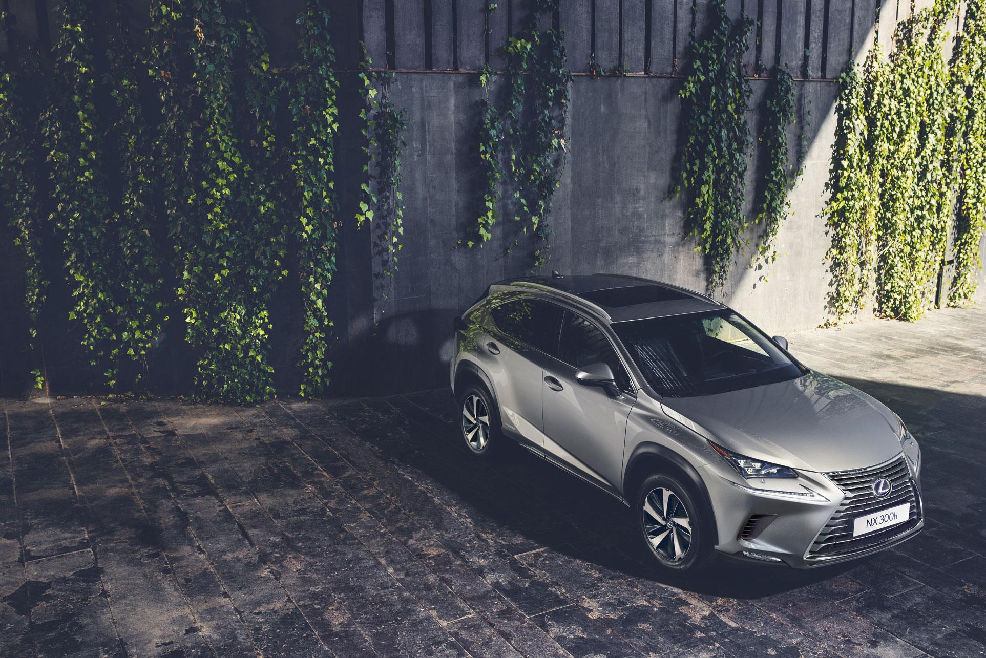 1925x1285 New Photo: The Updated 2018 Lexus NX