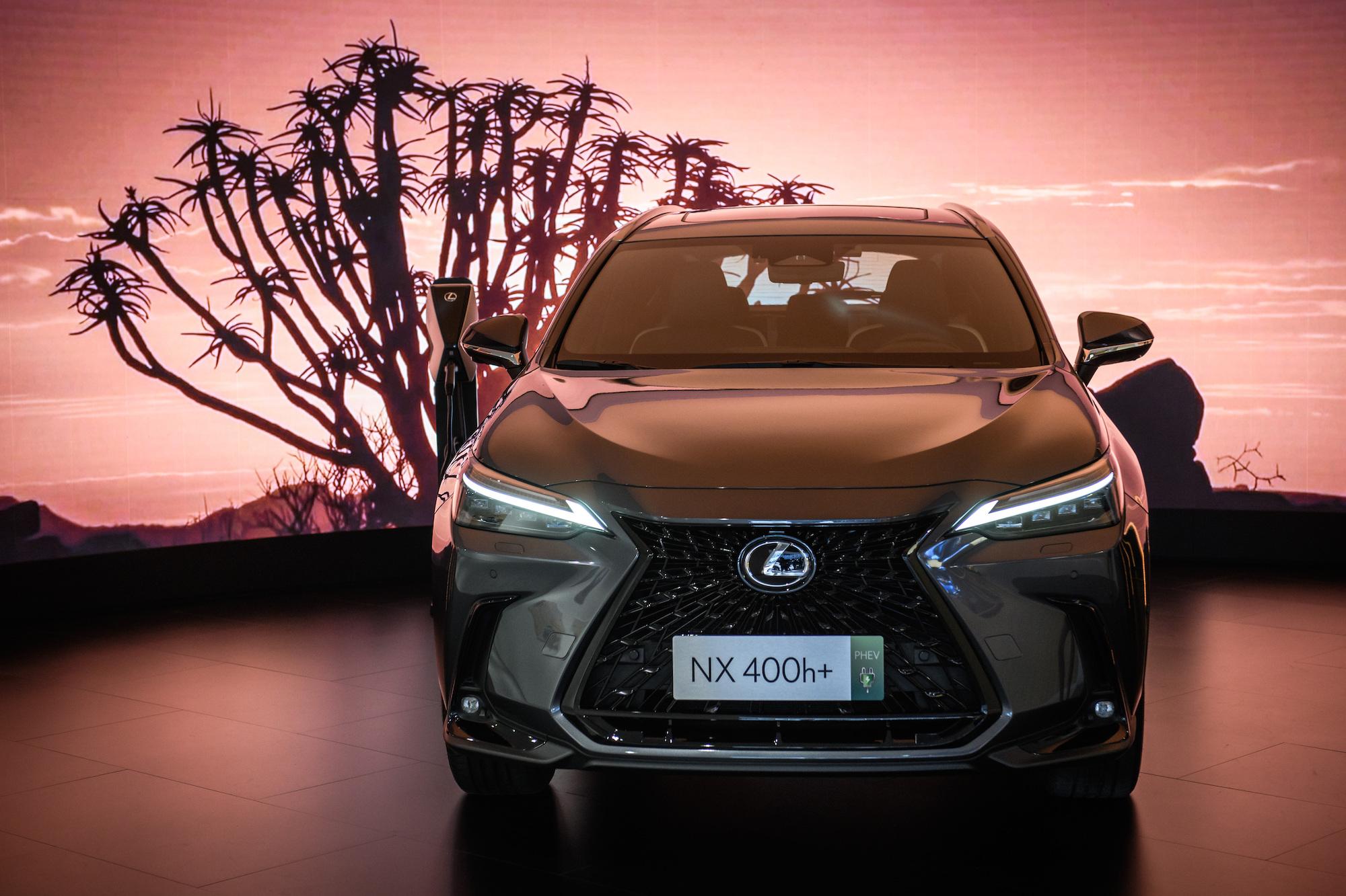 2000x1333 The 2022 Lexus NX Is Better, but Still