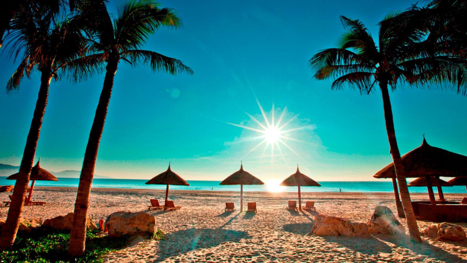 1600x900 Nha Trang Beach