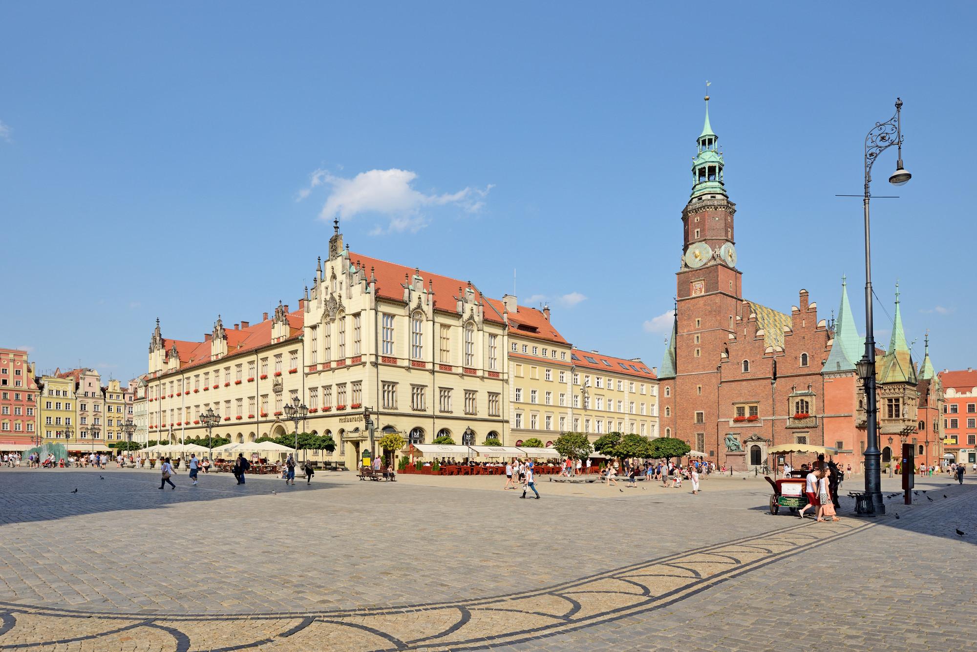 2000x1335 travel guide to Wroclaw, Poland