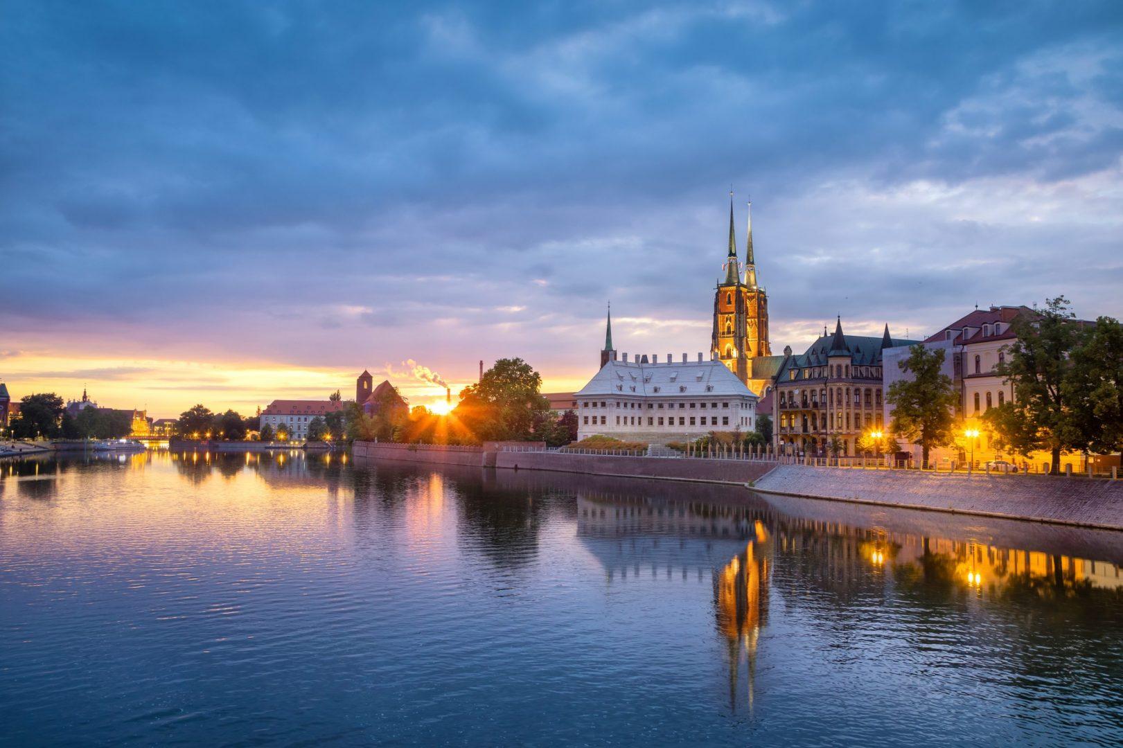 1621x1080 Enjoying Wrocław