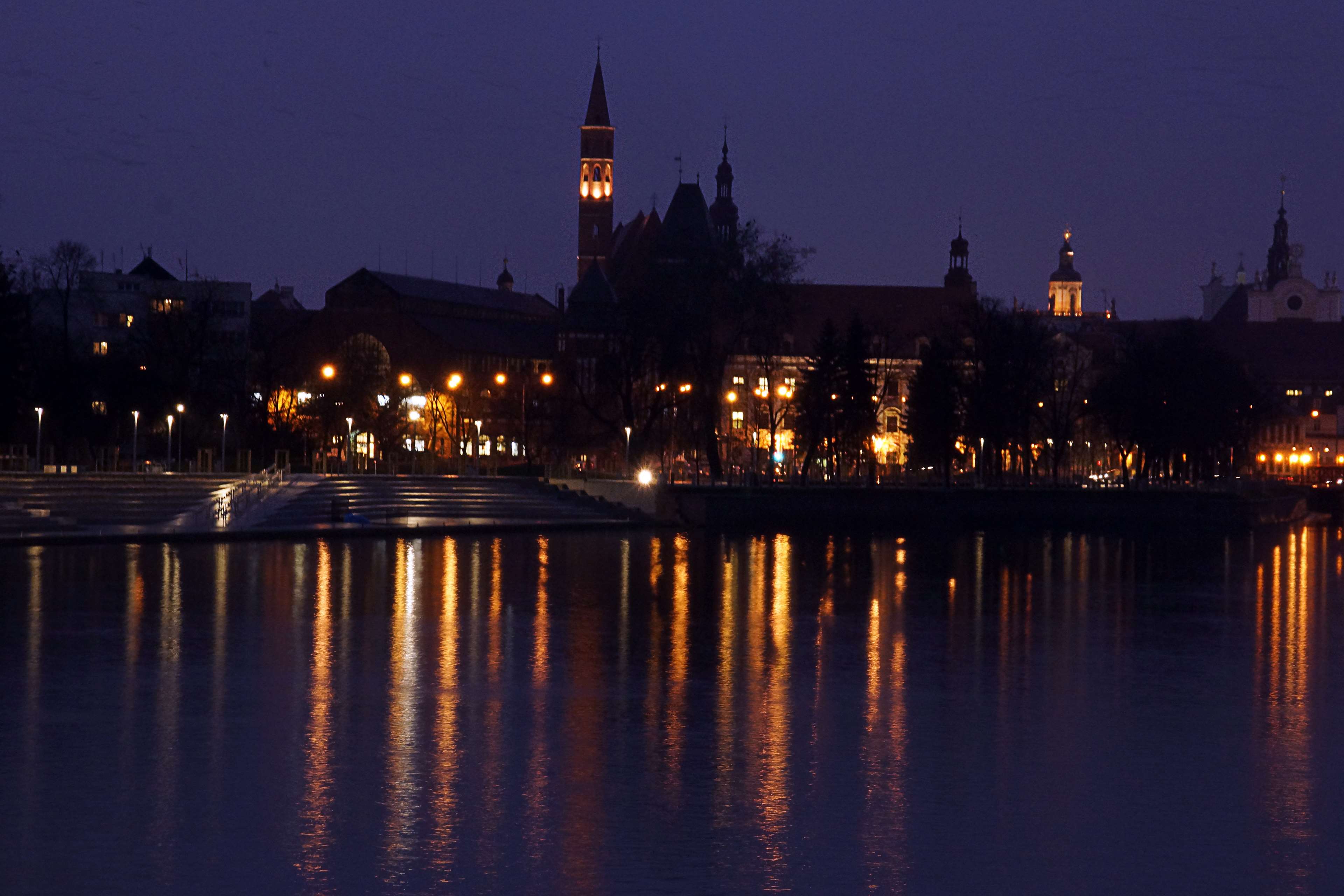 3840x2560 odra, river, wroclaw 4k wallpaper