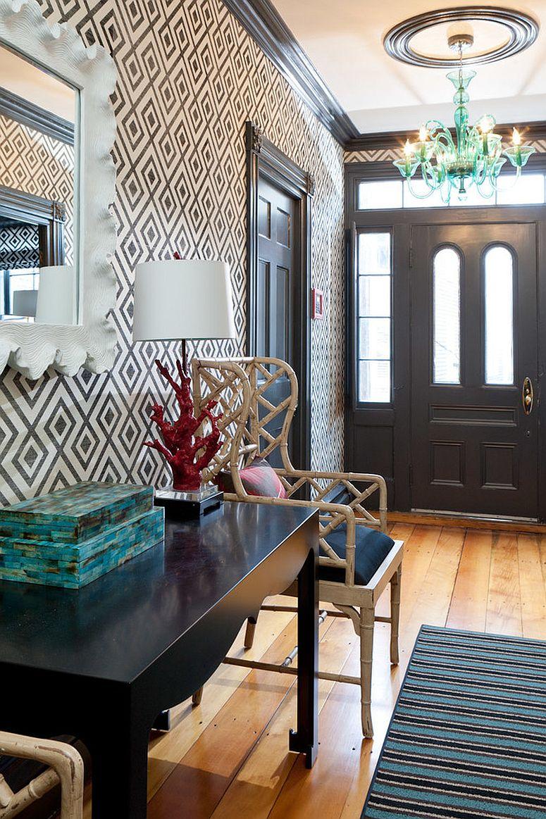 775x1163 Gorgeous Entryways Clad in Wallpaper