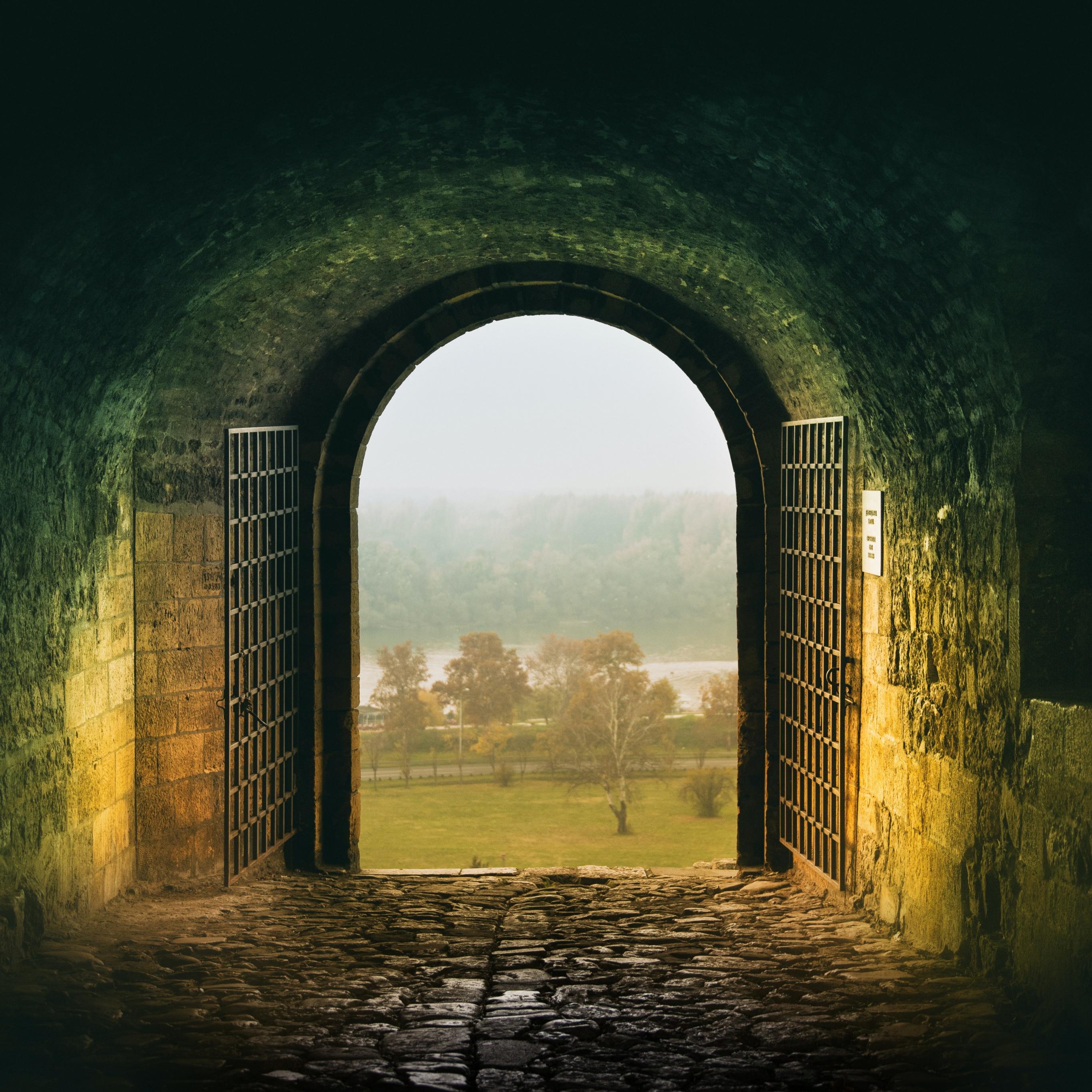 2732x2732 Belgrade Fortress Wallpaper 4K