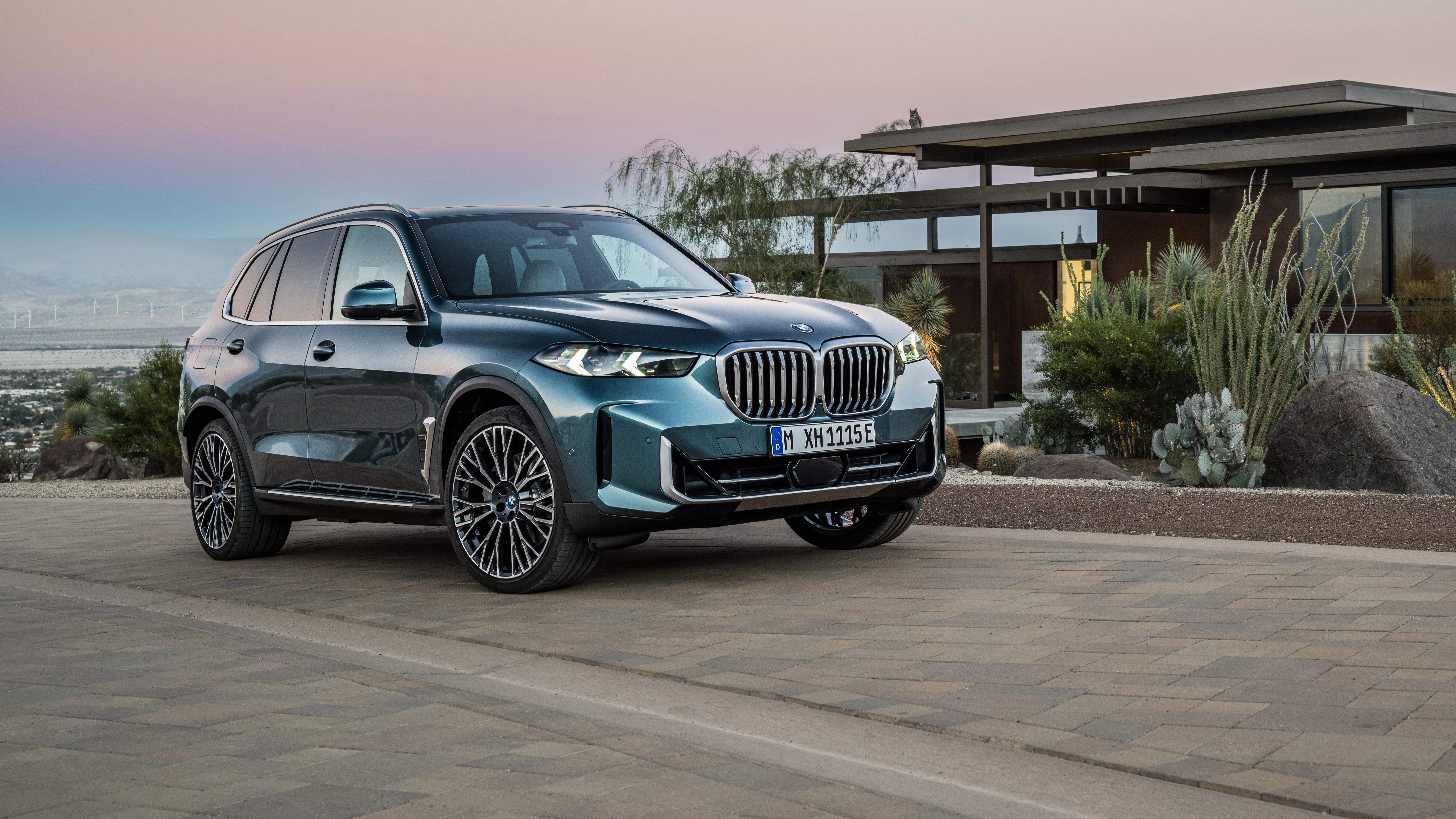 7680x4320 BMW X5 2023 8K Wallpaper Car