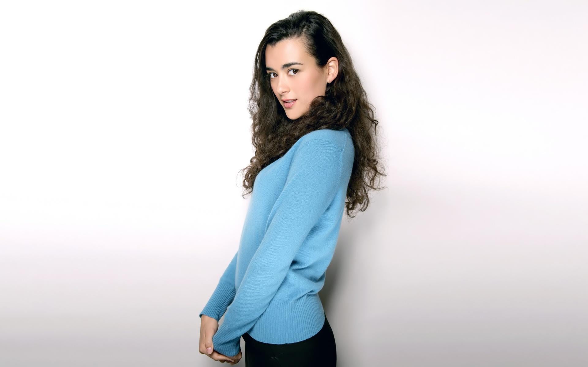 1920x1200 Desktop Wallpaper Cote De Pablo