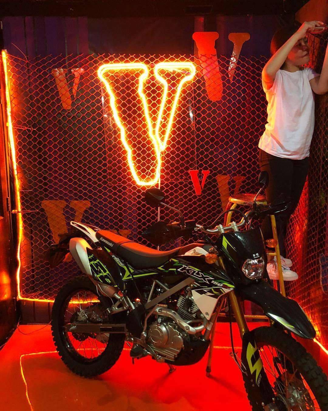 1080x1350 Download Kawasaki KLX 150 Motorbike