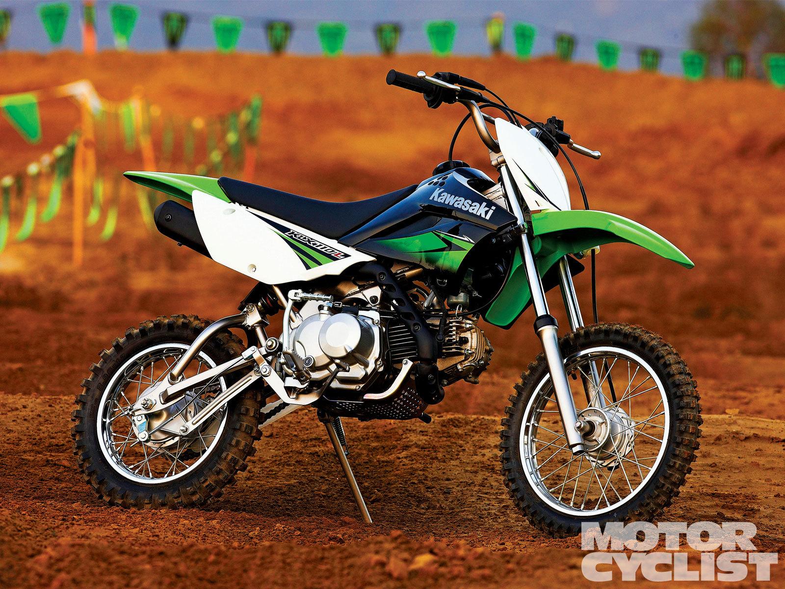 1600x1200 Incredibly fast bike Kawasaki KLX 110