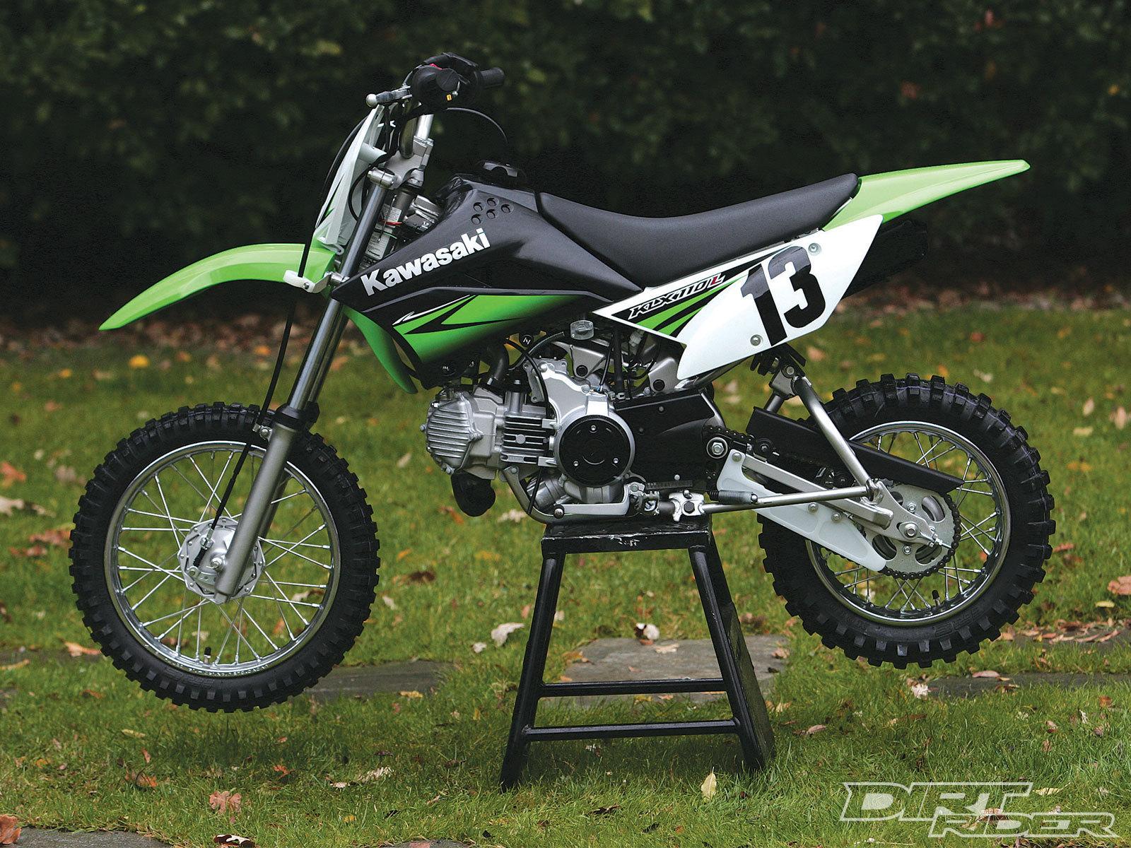 1600x1200 Bike model Kawasaki KLX 125 Desktop