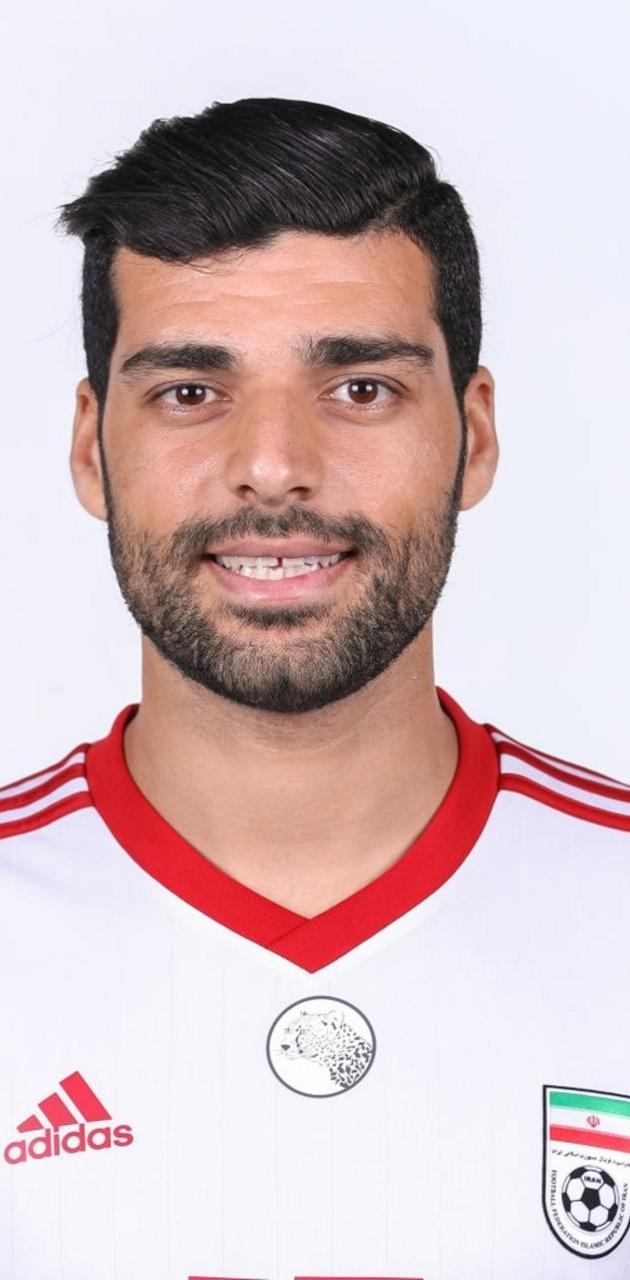 630x1280 Mehdi Taremi wallpaper