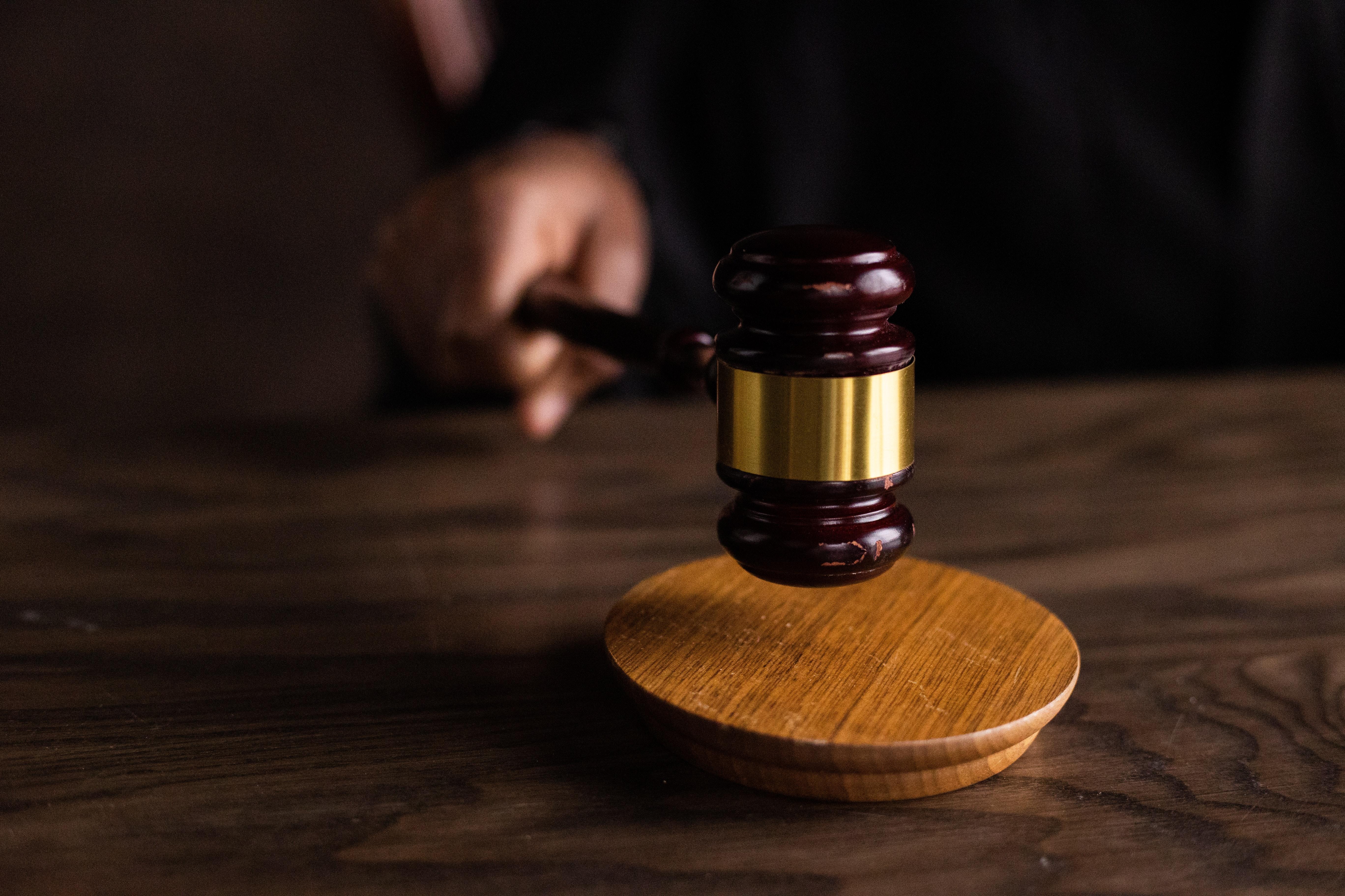 5472x3648 Auction Photo, Download The BEST Free