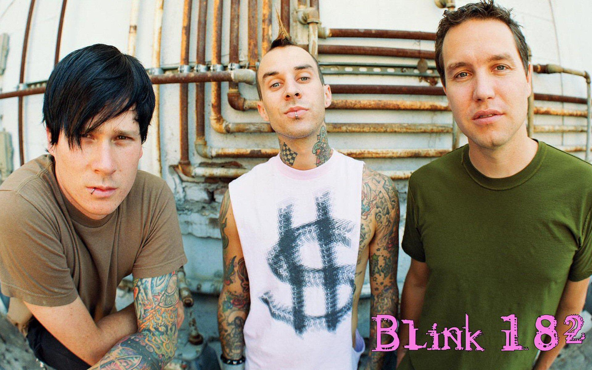 1920x1200 Mark Hoppus, Travis Barker, Blink 182