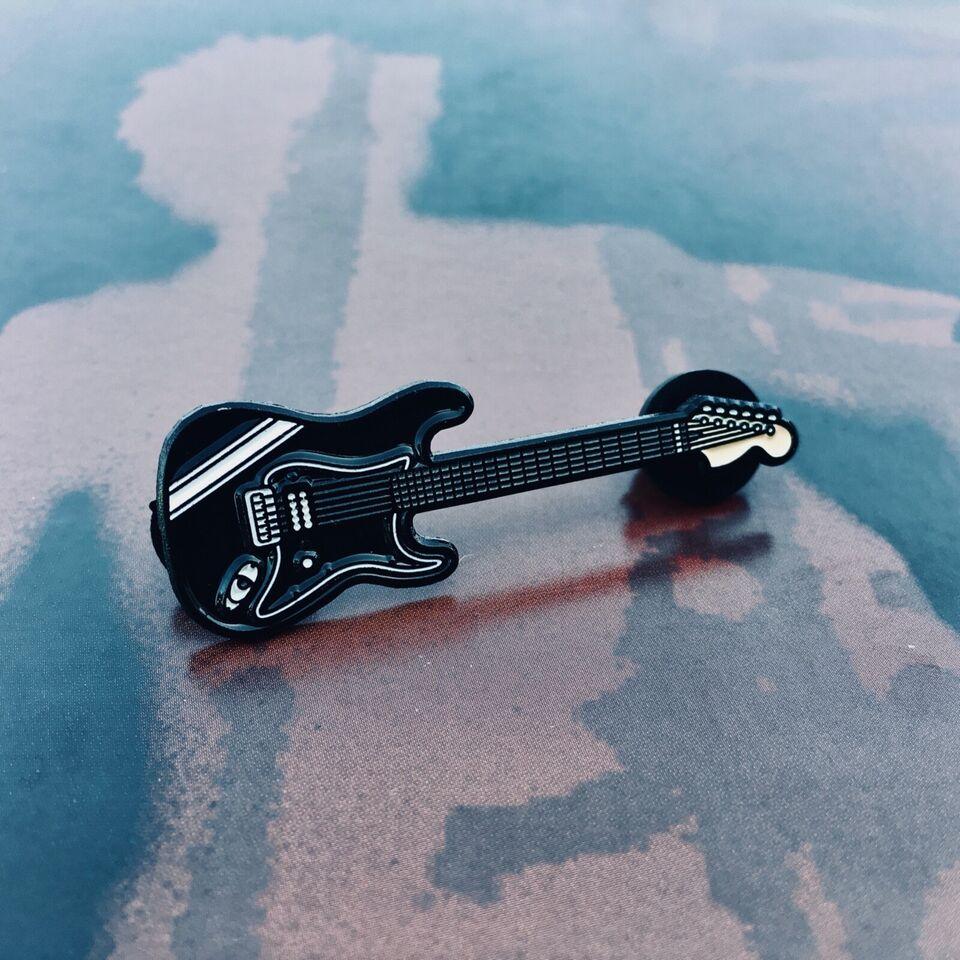 960x960 Tom DeLonge Fender Strat Guitar Soft