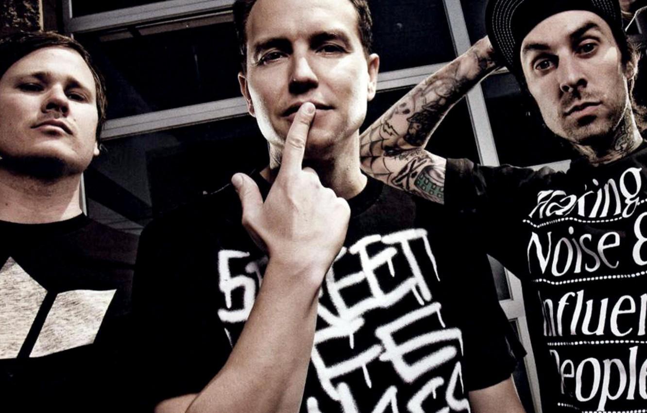 1332x850 Free download Wallpaper music punk 182