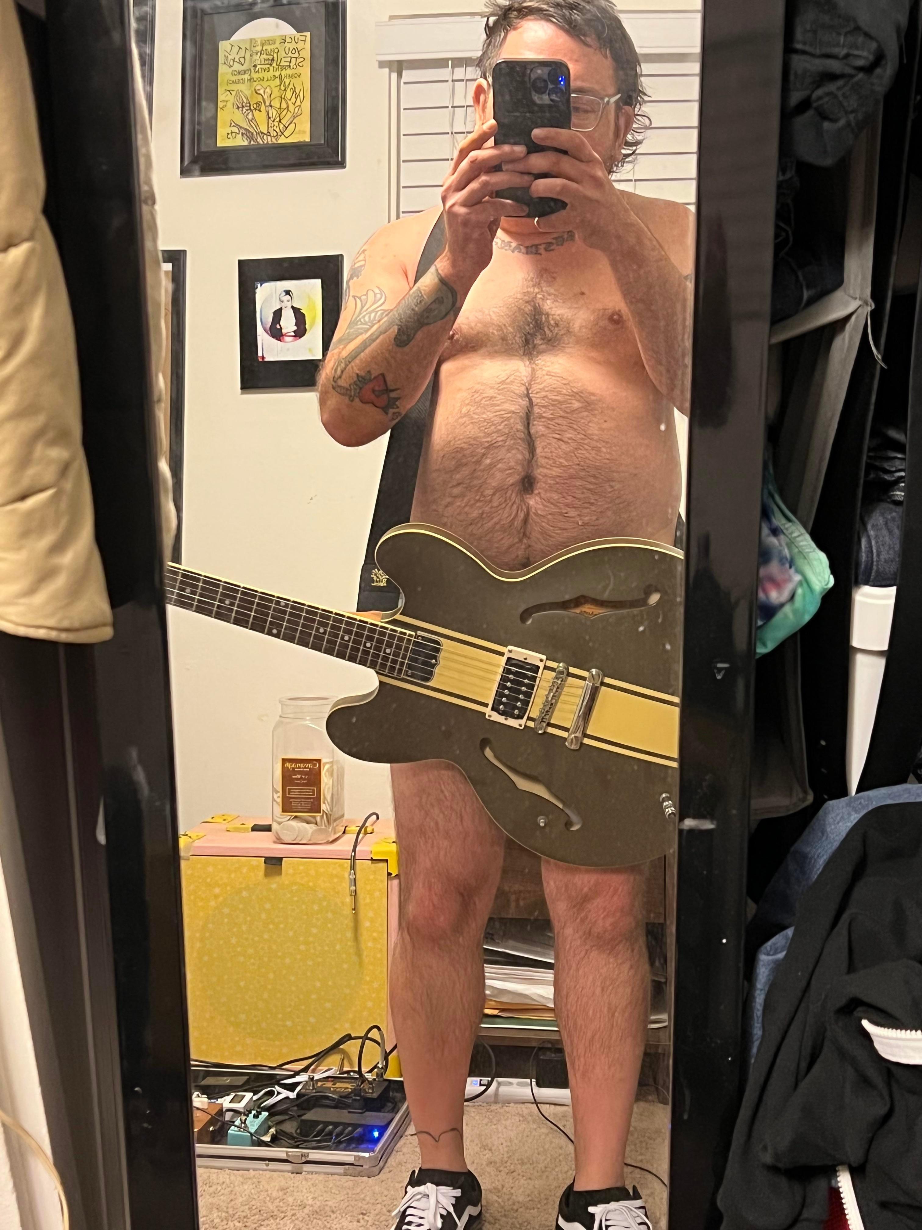 3024x4032 Tom Delonge guitars tonight