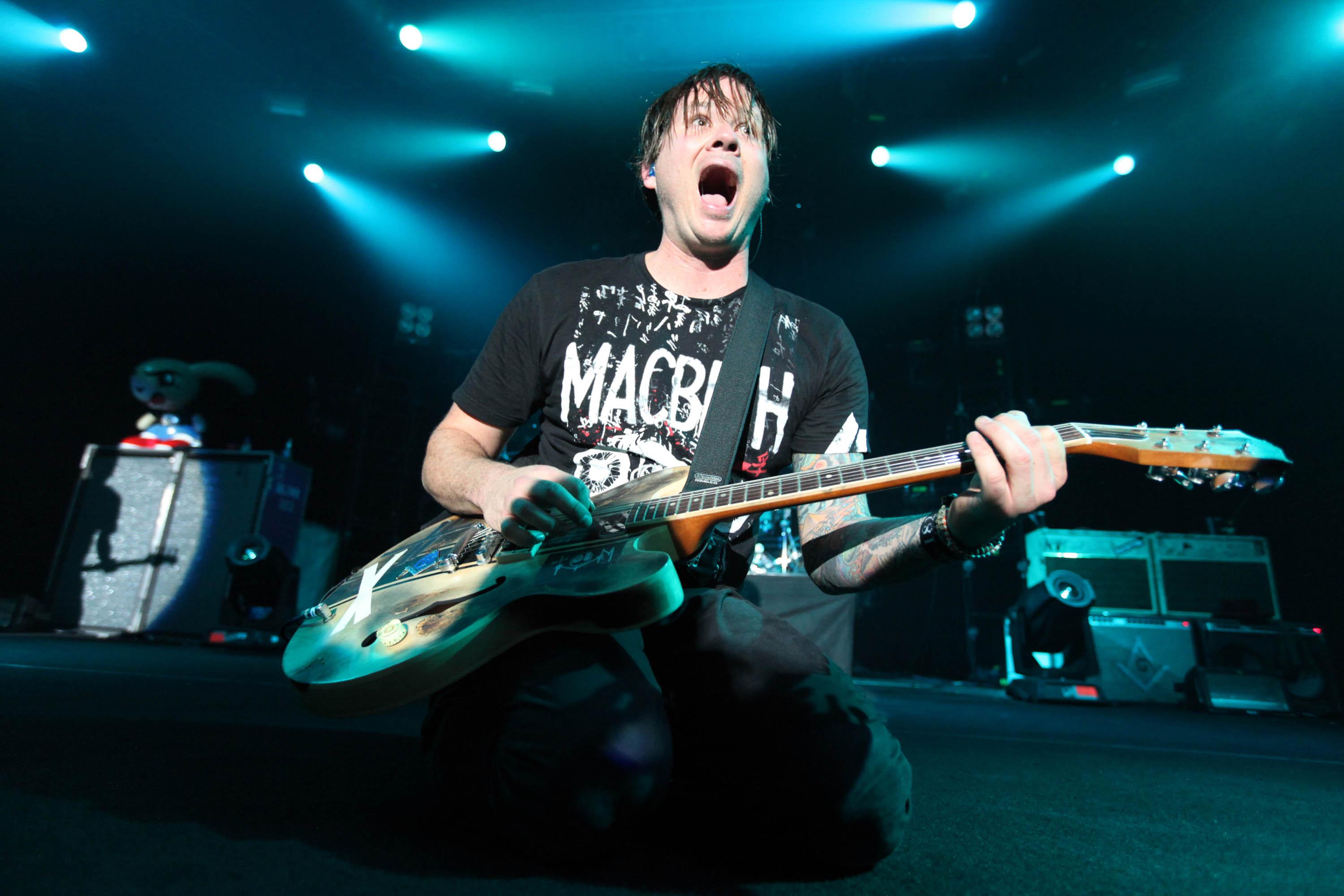 3000x2000 Tom DeLonge for massive 2023 world tour