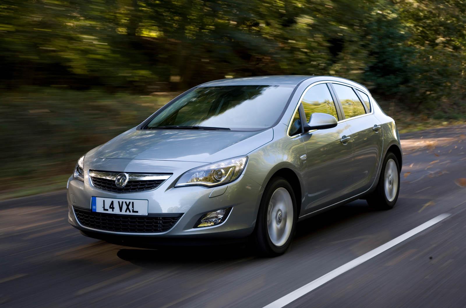 1600x1060 Vauxhall Astra 2009 2015 Review 2023